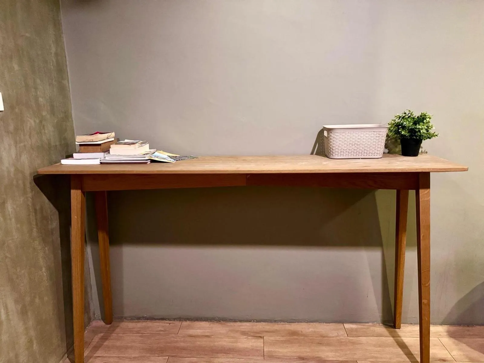 Lobby or reception in Collection O The Spades Hostel