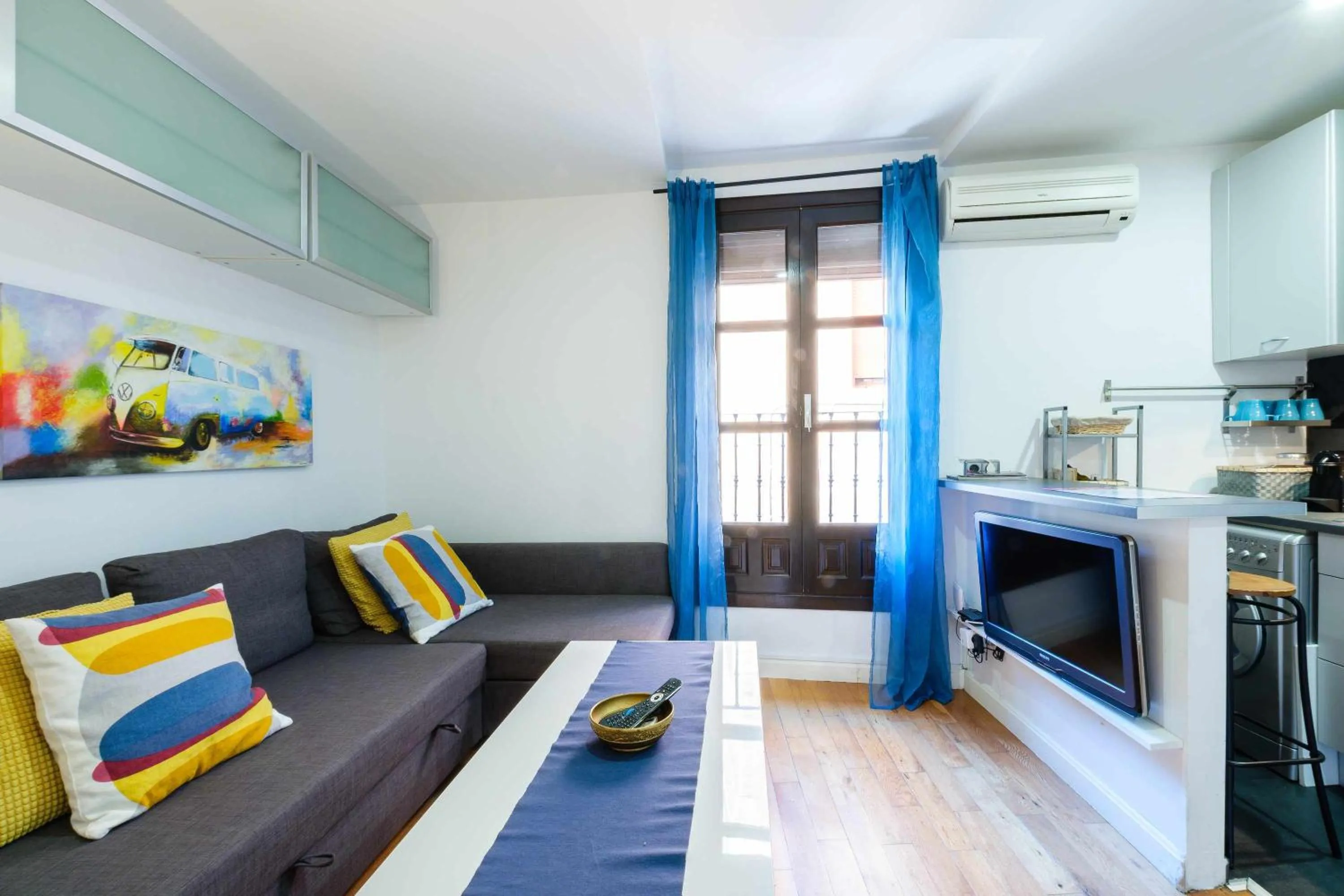 Photo of the whole room in Toledo AP Alojamiento Turísticos