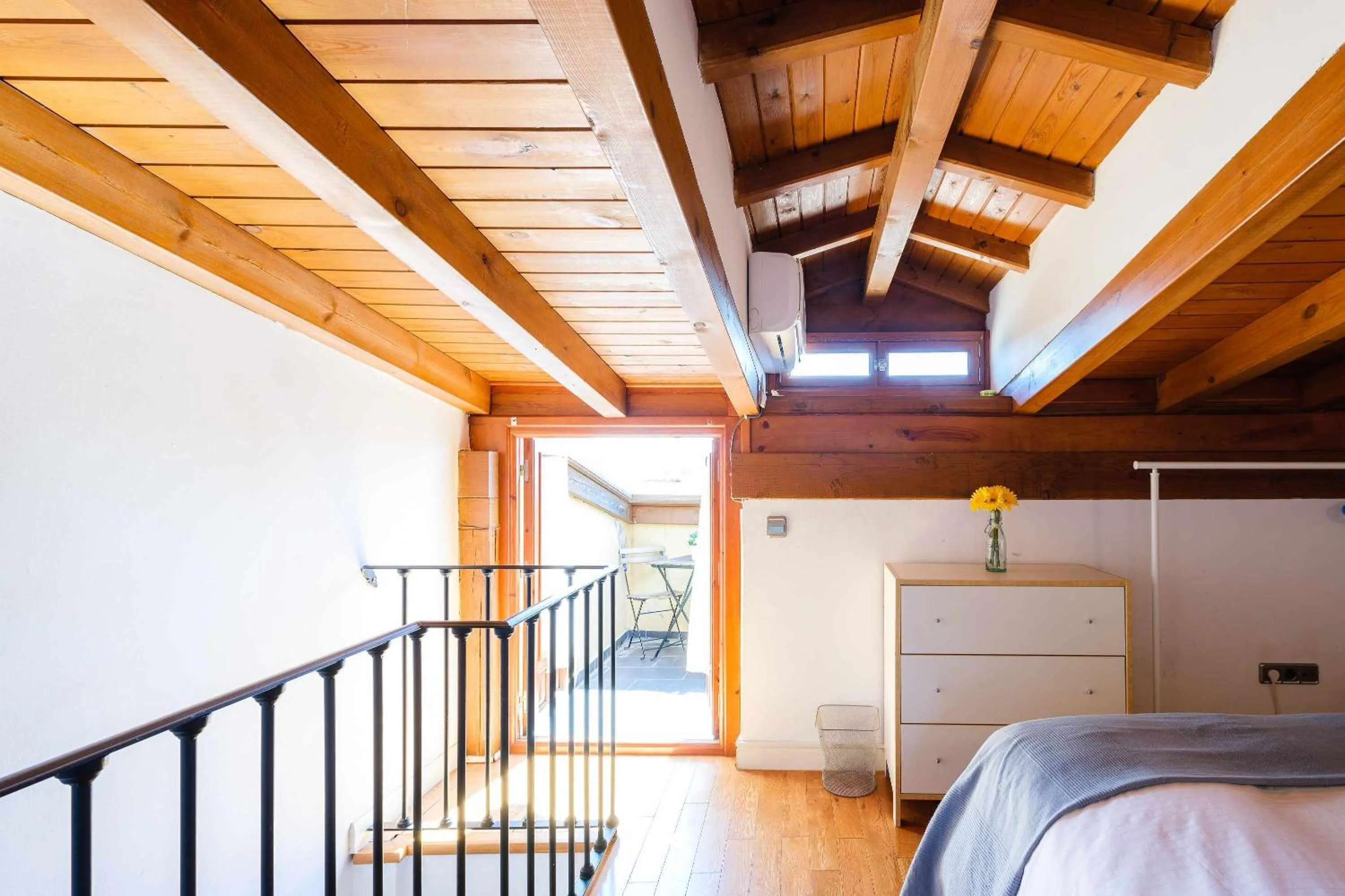 Balcony/Terrace, Bed in Toledo AP Alojamiento Turísticos