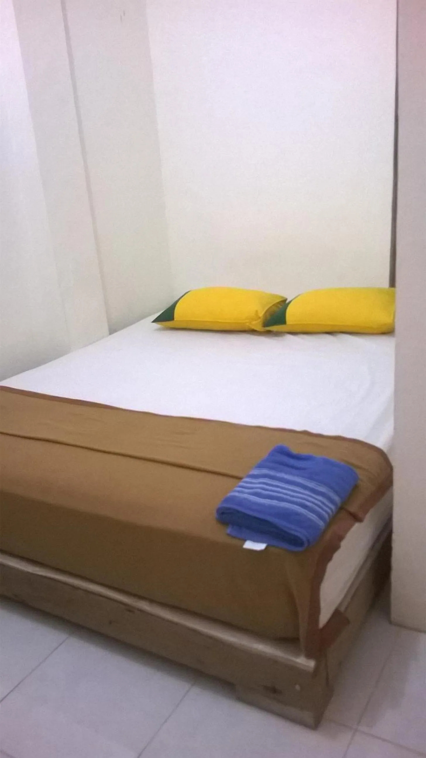 Bed in Losmen Fadel Malioboro Jogja