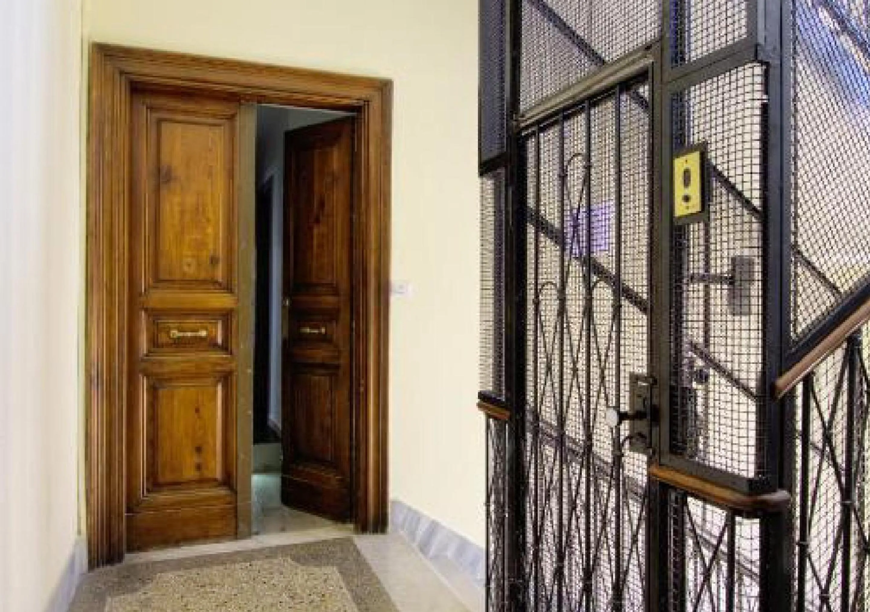 Property building in Floor 6 Boutique Rooms by DOT Suites