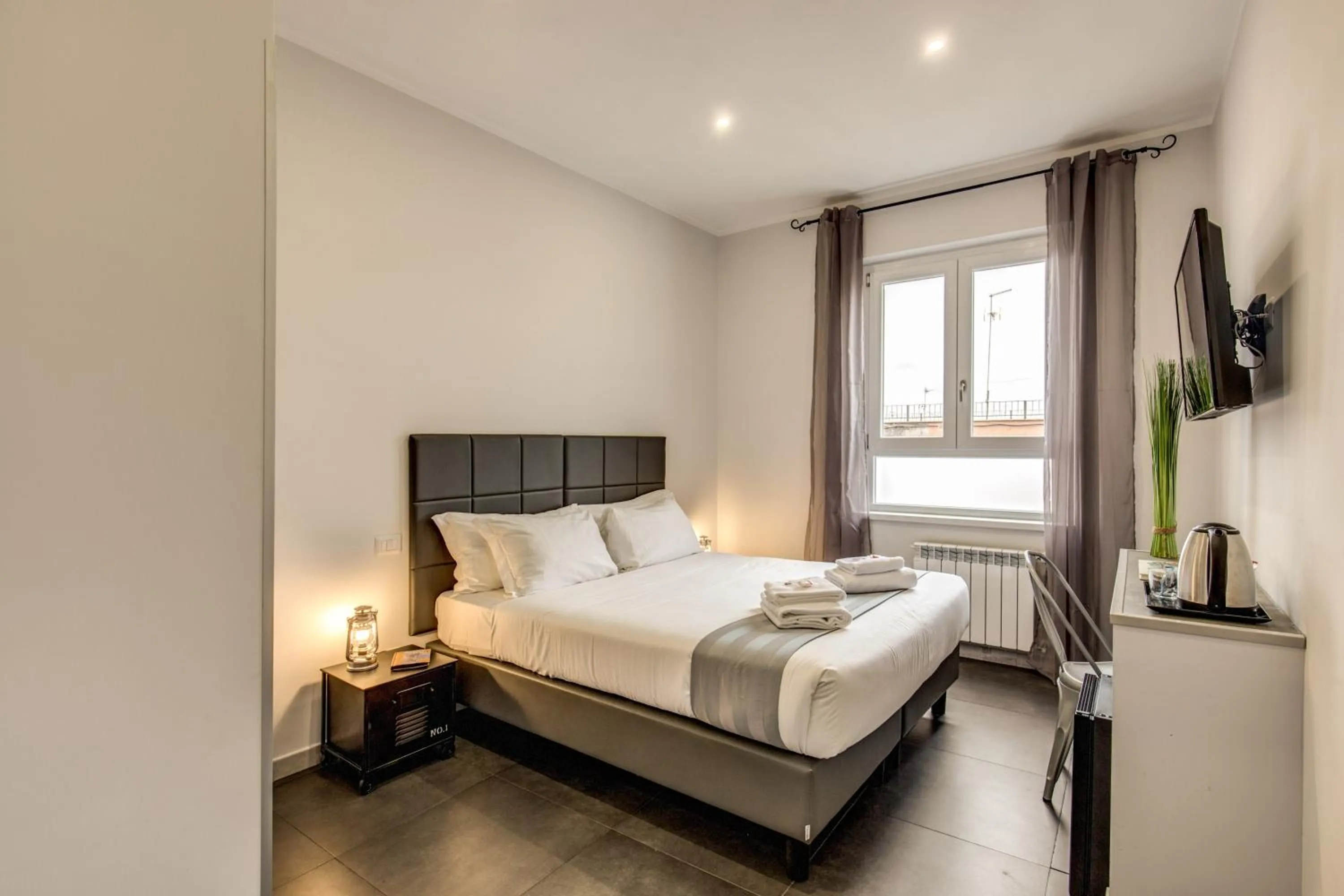 Bedroom, Bed in Floor 6 Boutique Rooms by DOT Suites