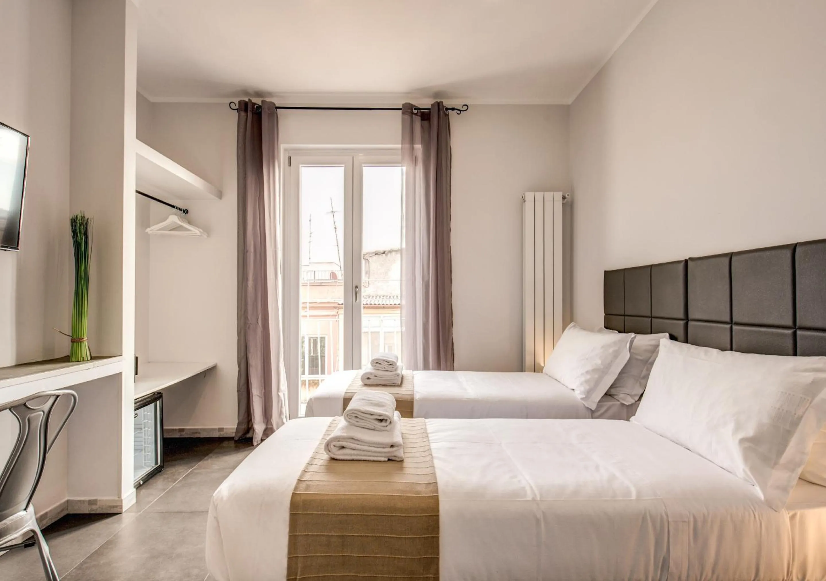 Photo of the whole room, Bed in Floor 6 Boutique Rooms by DOT Suites