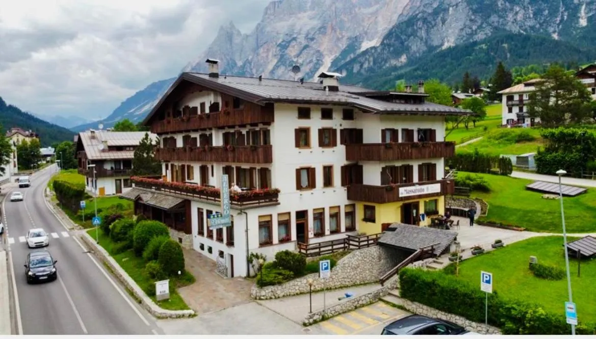 Hotel Albergo Dolomiti