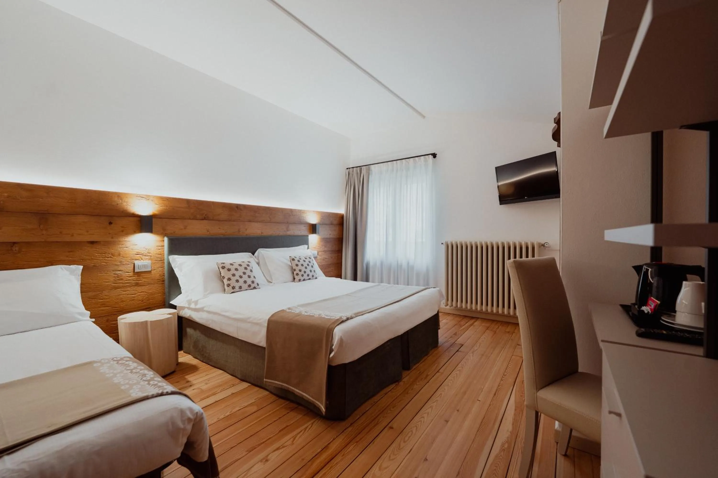 Bedroom, Bed in Hotel Albergo Dolomiti