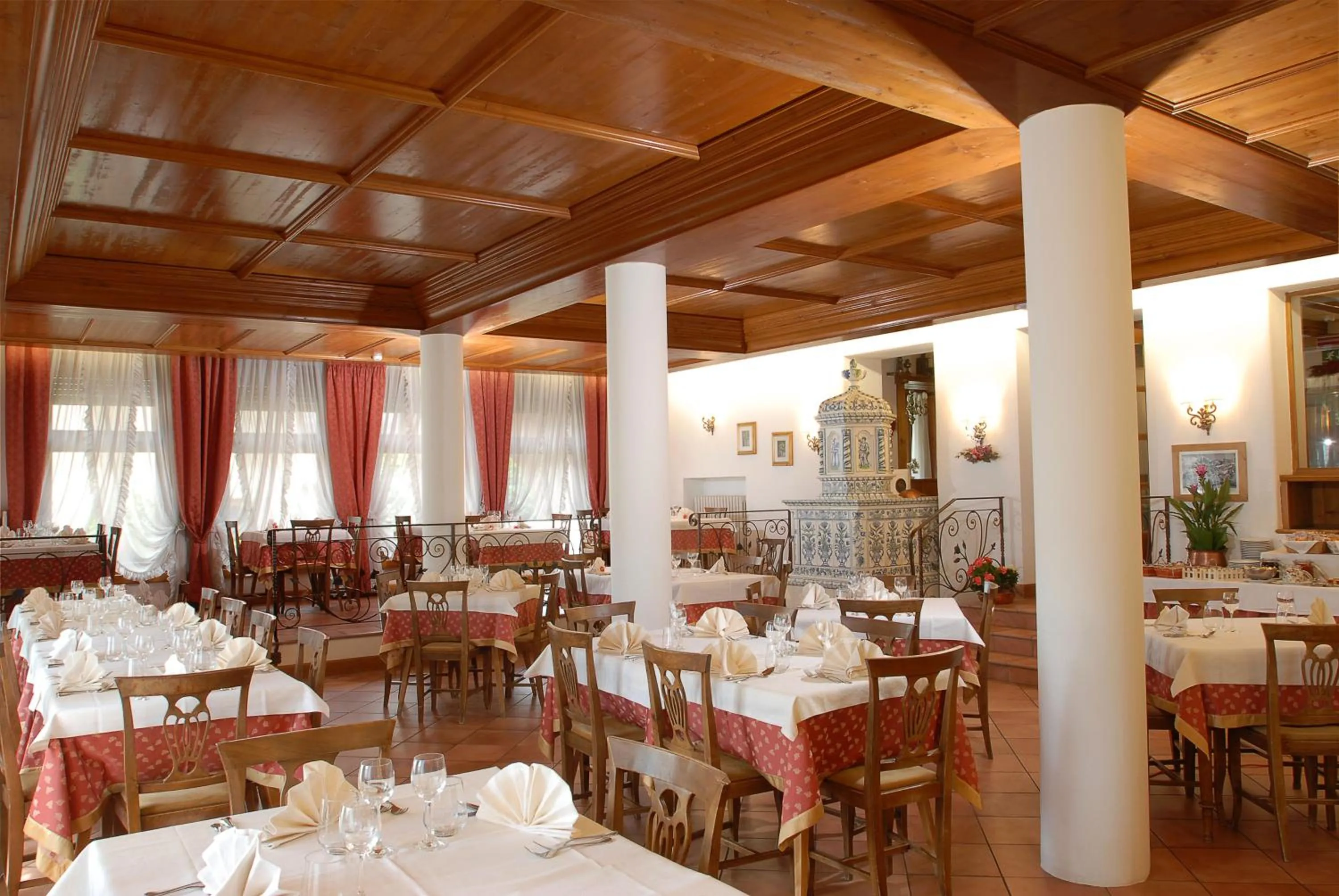 Food and drinks in Hotel Albergo Dolomiti
