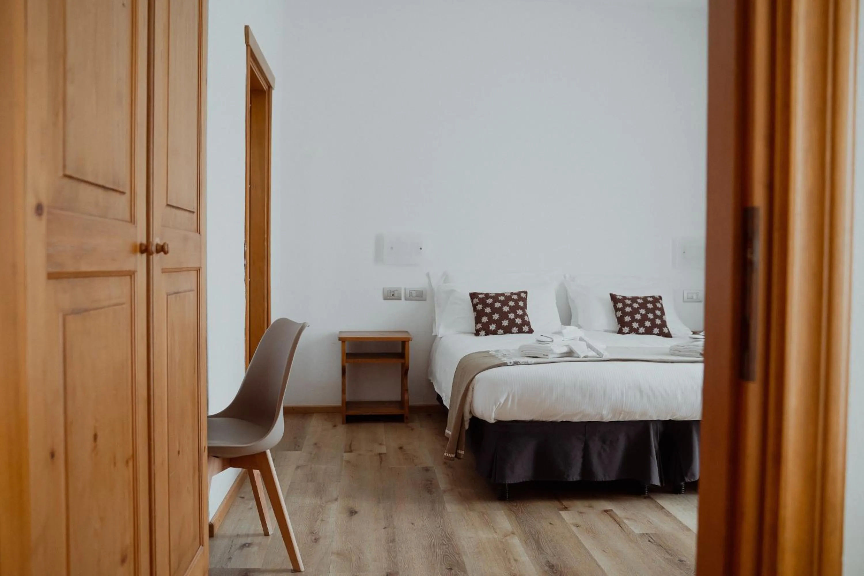 Bedroom, Bed in Hotel Albergo Dolomiti