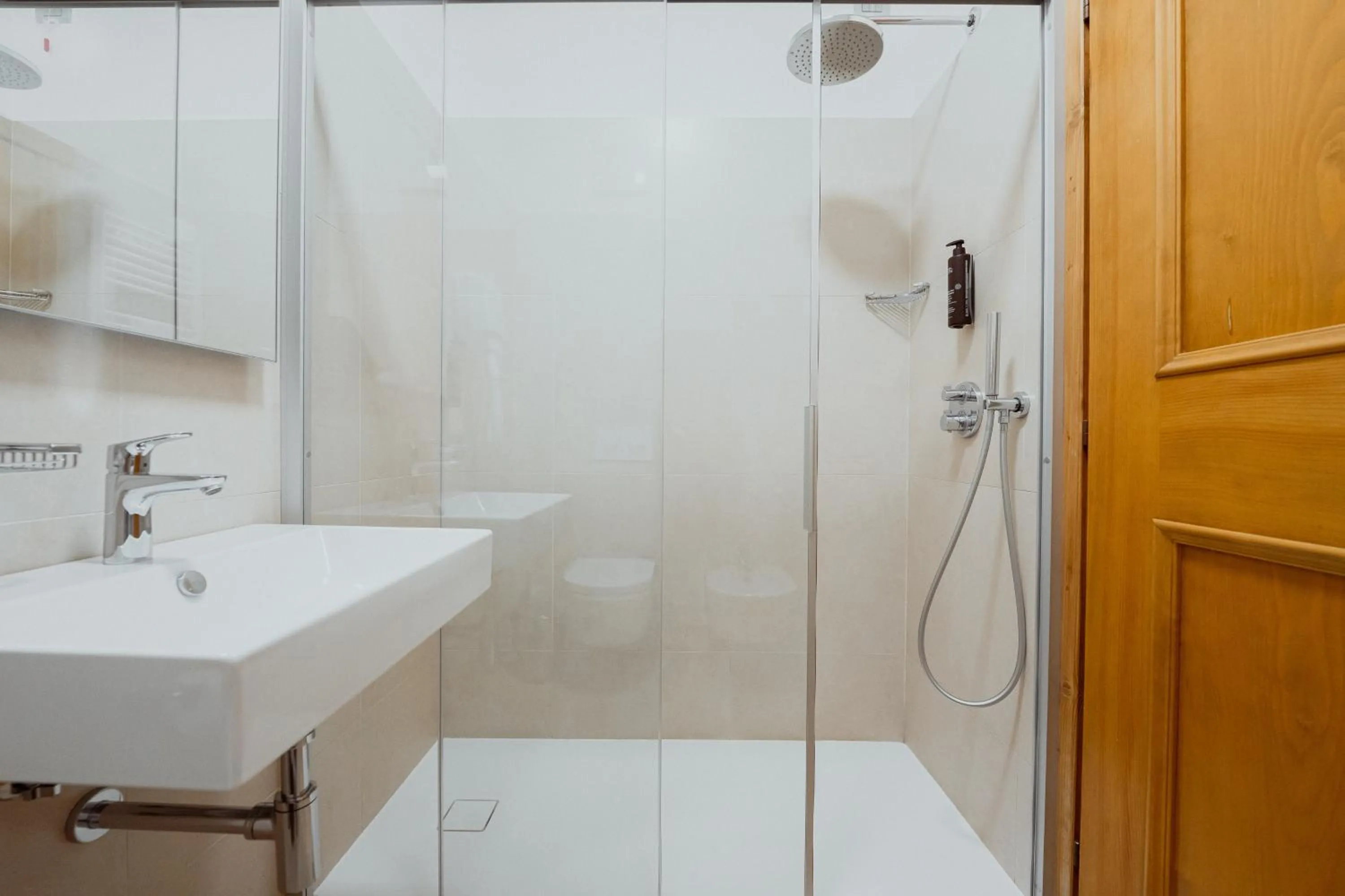 Bathroom in Hotel Albergo Dolomiti