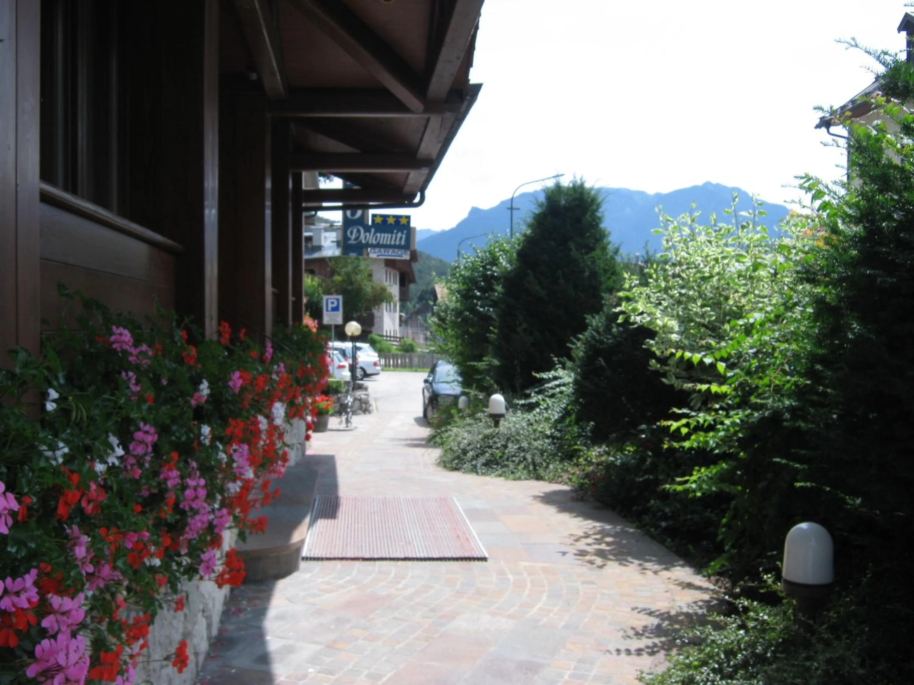 Facade/entrance in Hotel Albergo Dolomiti