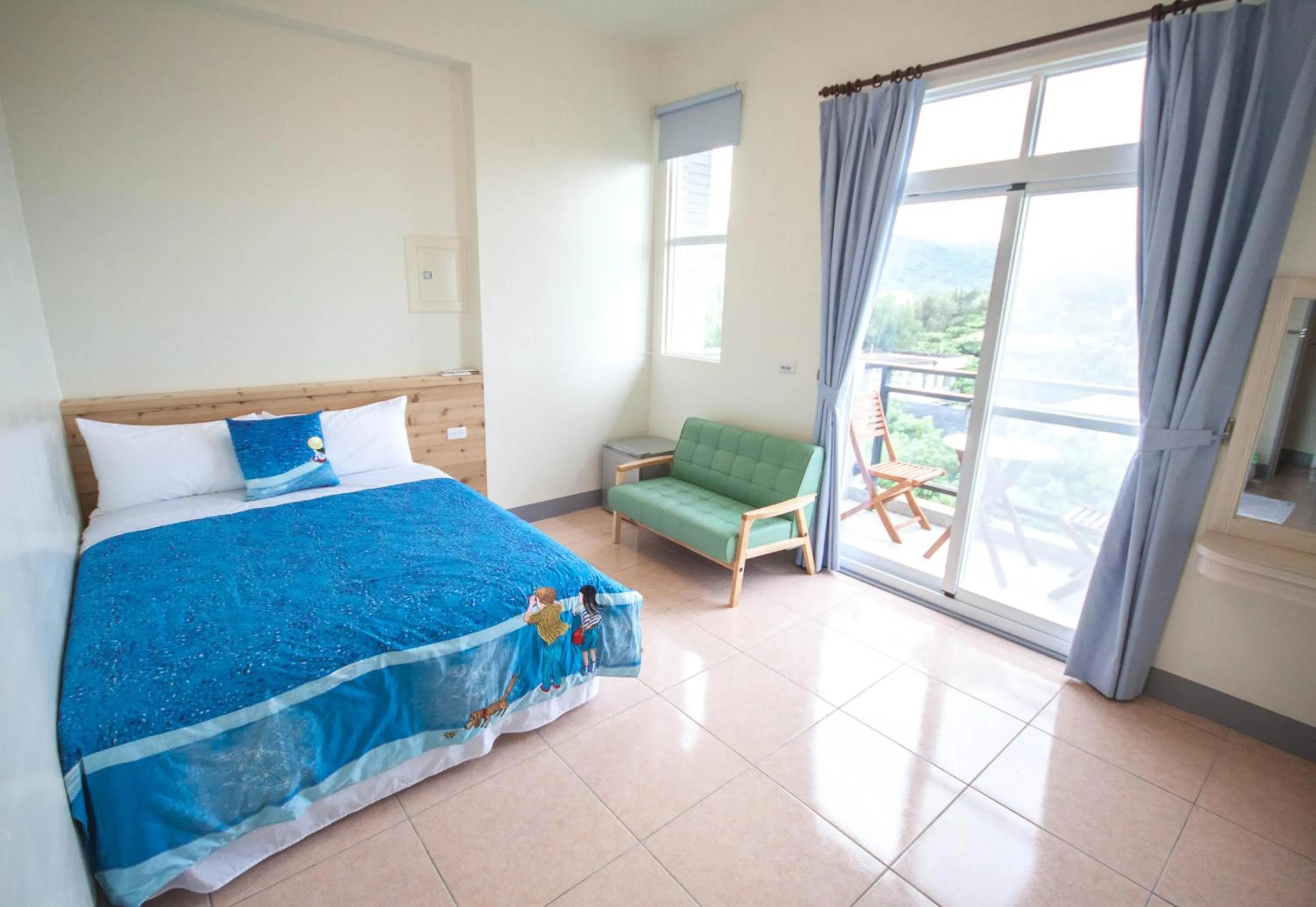 Bedroom, Bed in Sally's Home