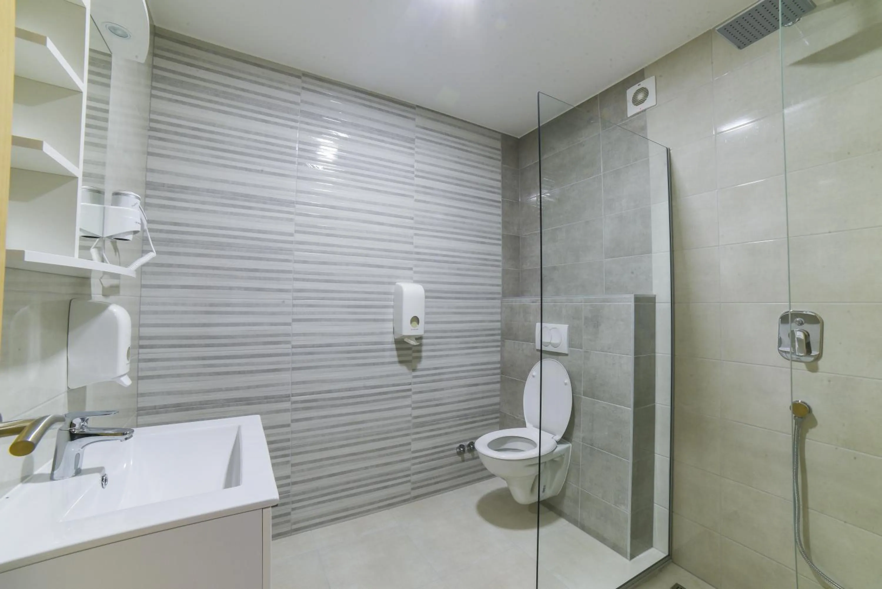 Toilet in Patria Villa