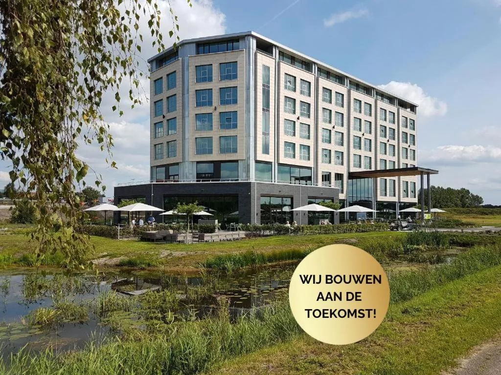 Property building in Van der Valk Hotel Groningen-Hoogkerk