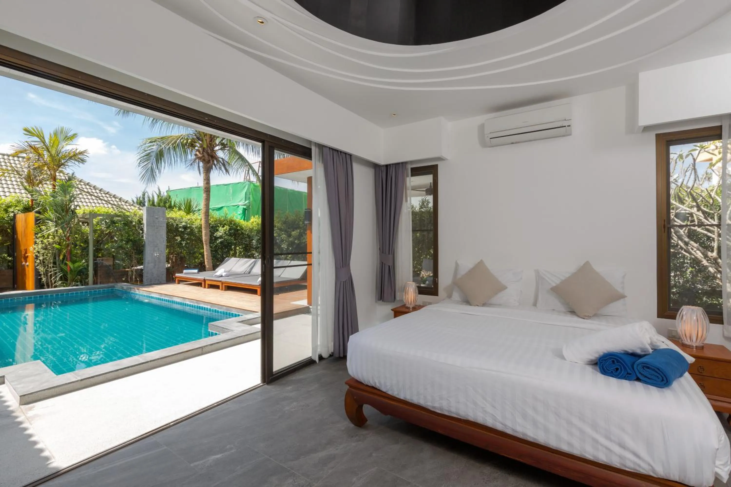 Bedroom, Bed in Karon Beach Pool Villa - Sha Extra Plus