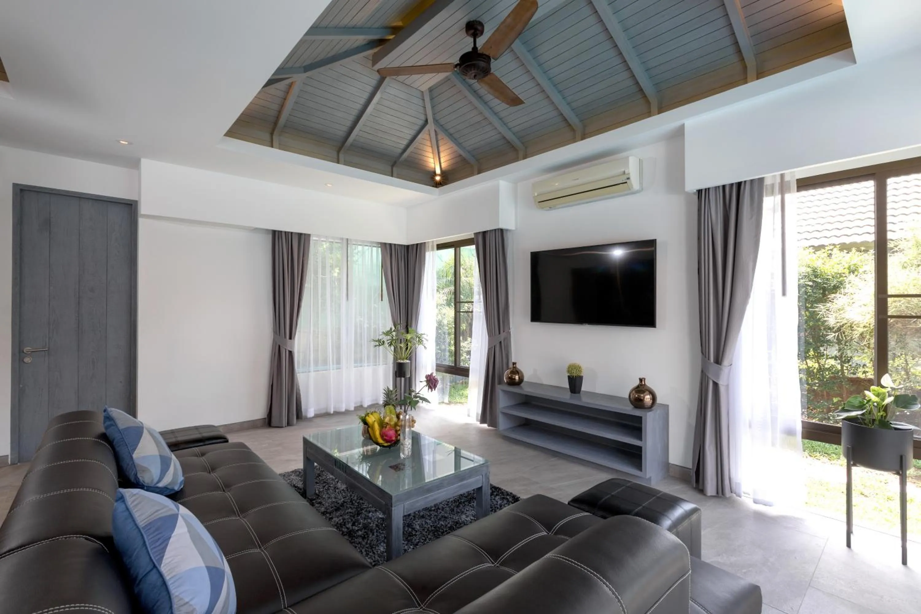 Living room in Karon Beach Pool Villa - Sha Extra Plus