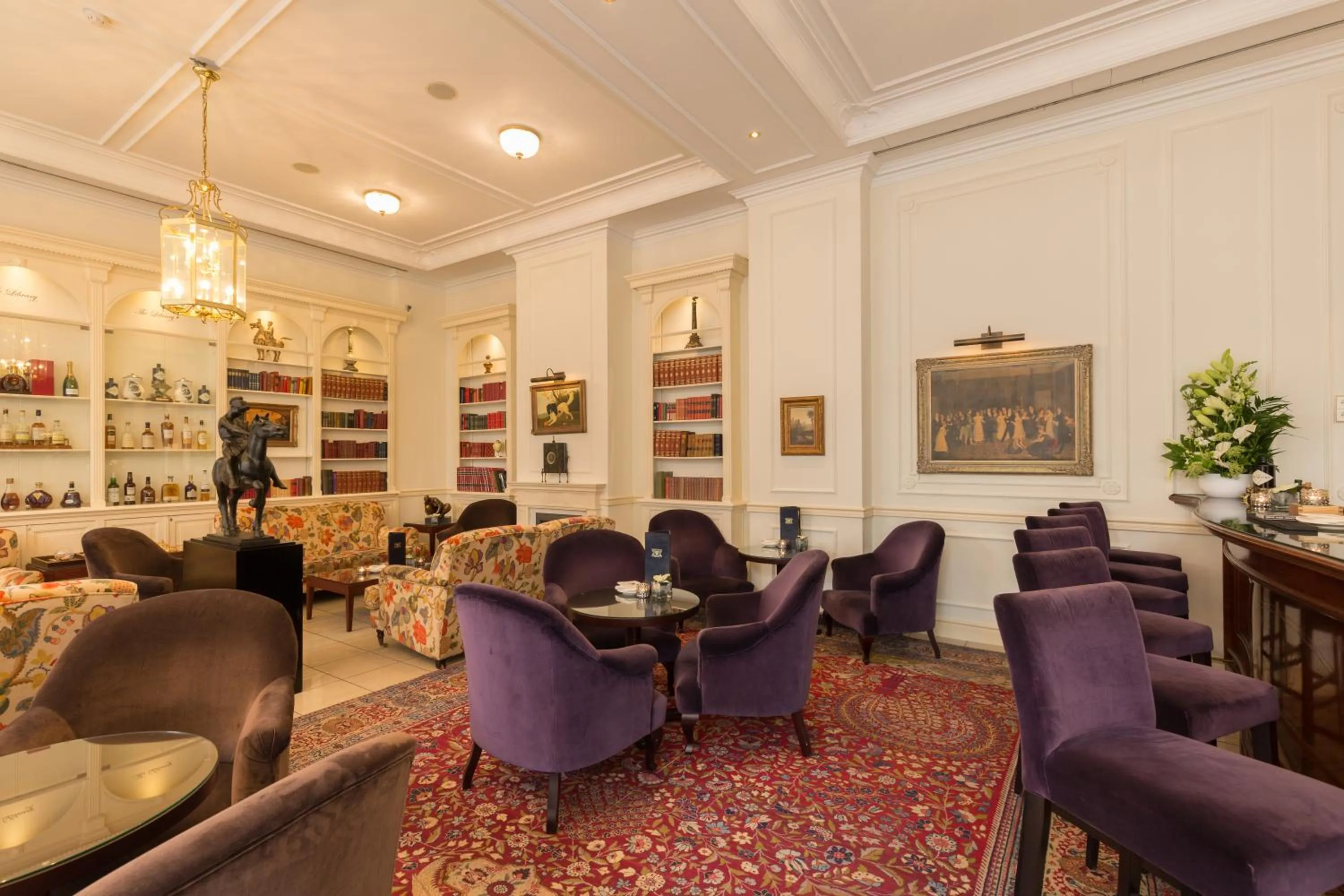 Lounge or bar in Stanhope Hotel by Thon Hotels
