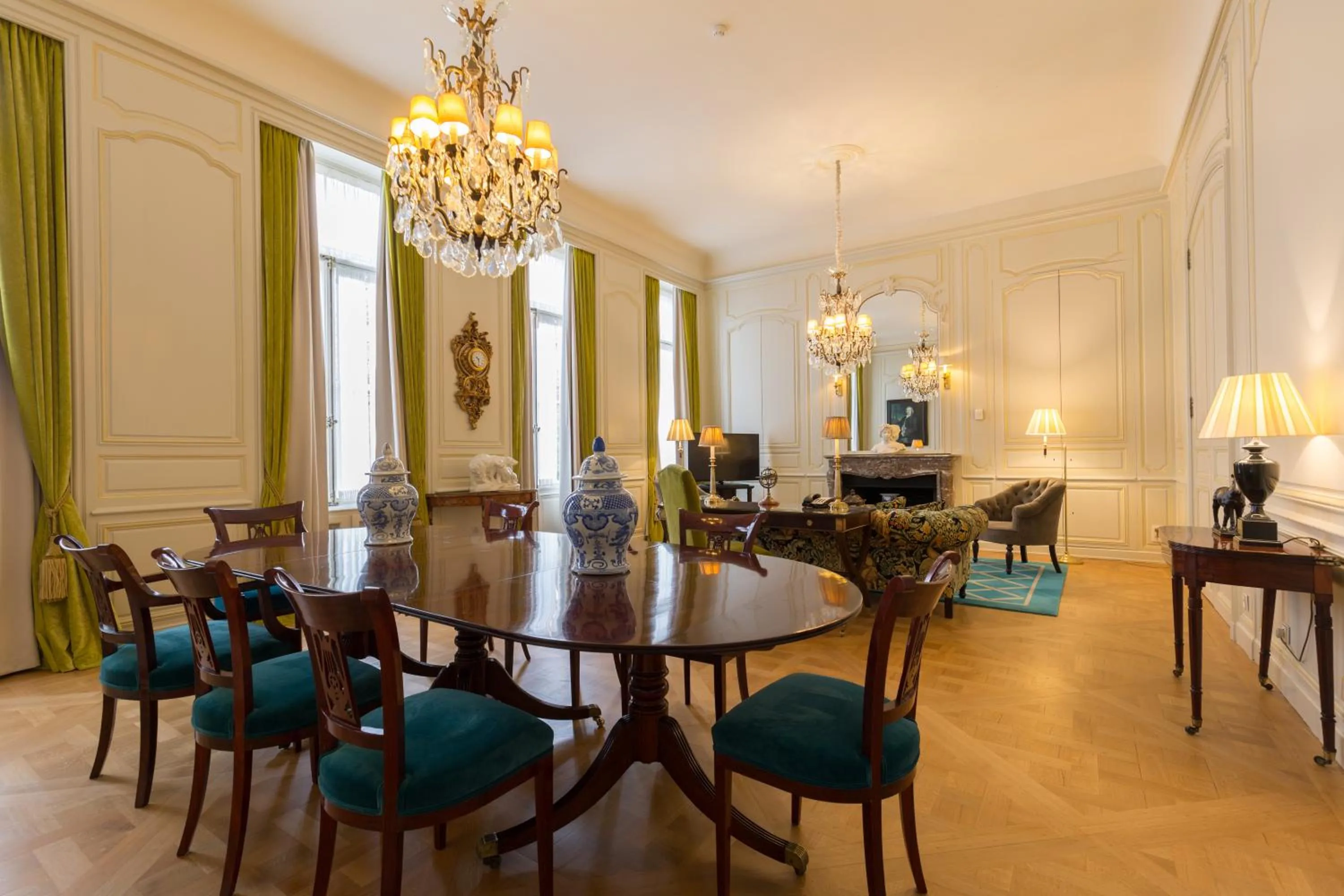 Living room in Stanhope Hotel by Thon Hotels