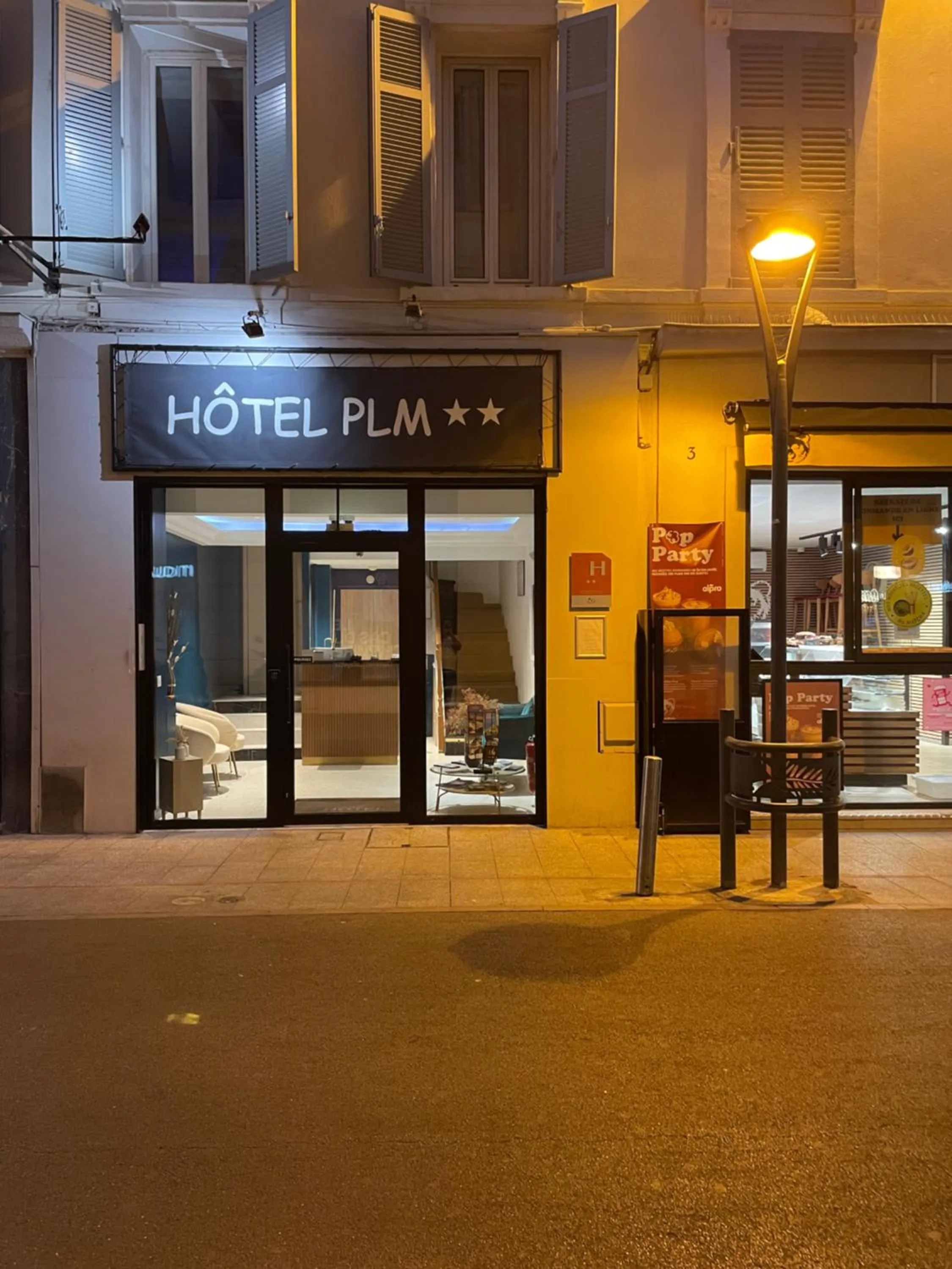 Property building in Hôtel P.L.M.