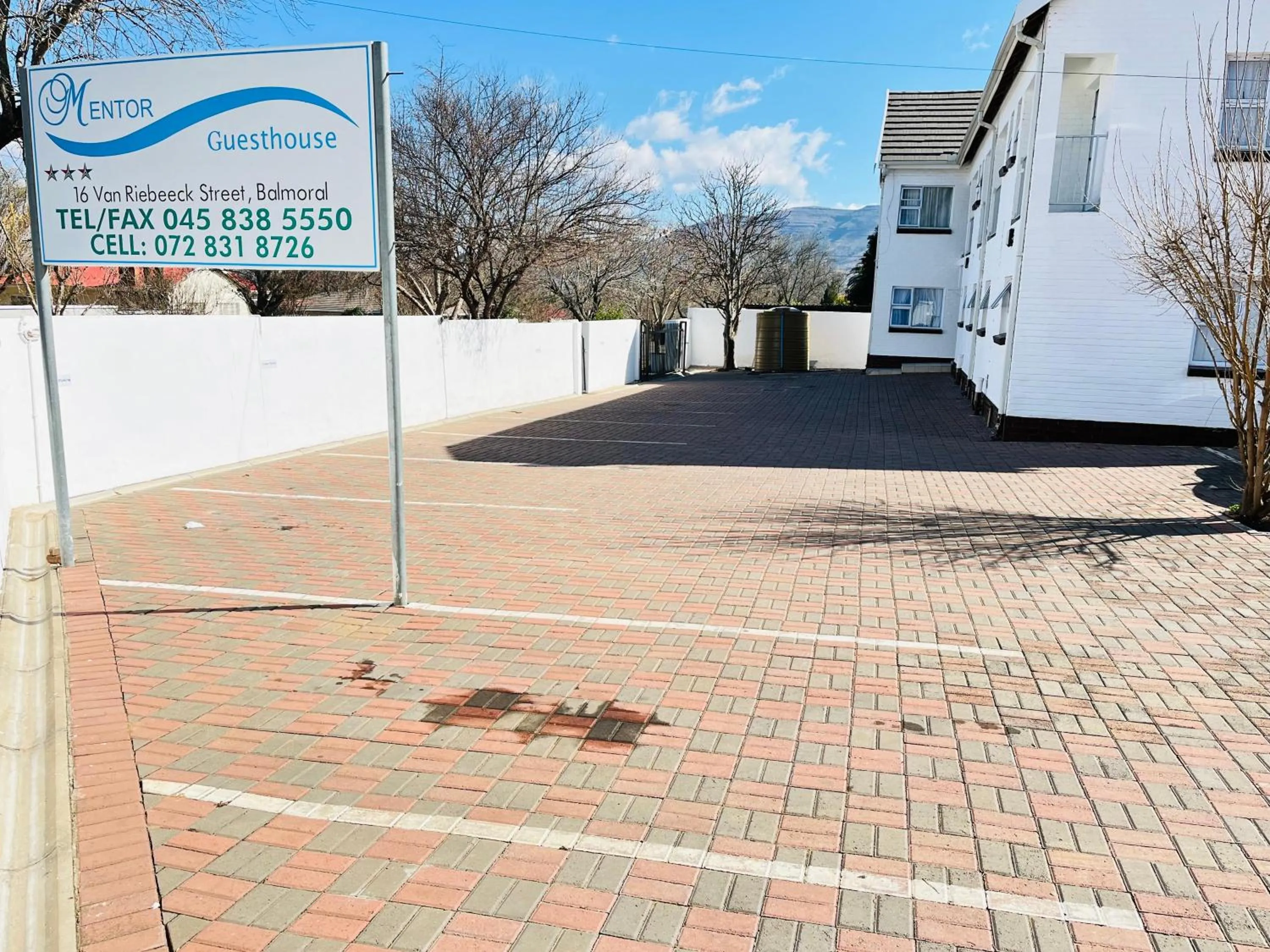 Parking in Mentor Guest house