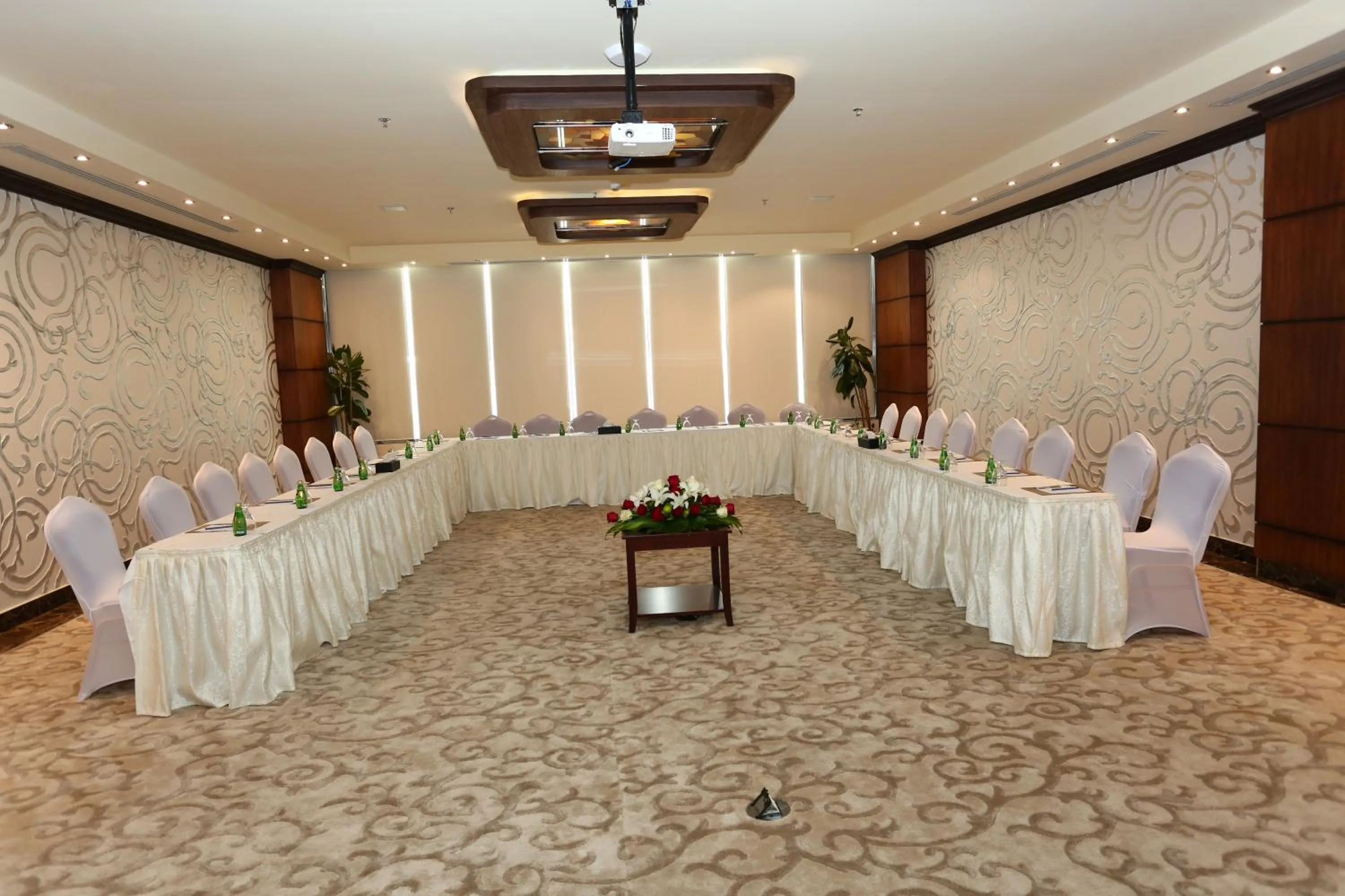 Evening entertainment in Golden Bujari Hotel Al Khobar