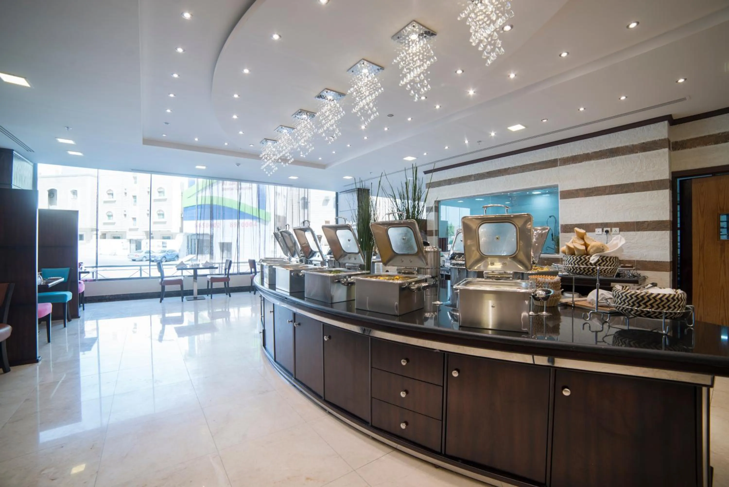 Restaurant/places to eat in Golden Bujari Hotel Al Khobar