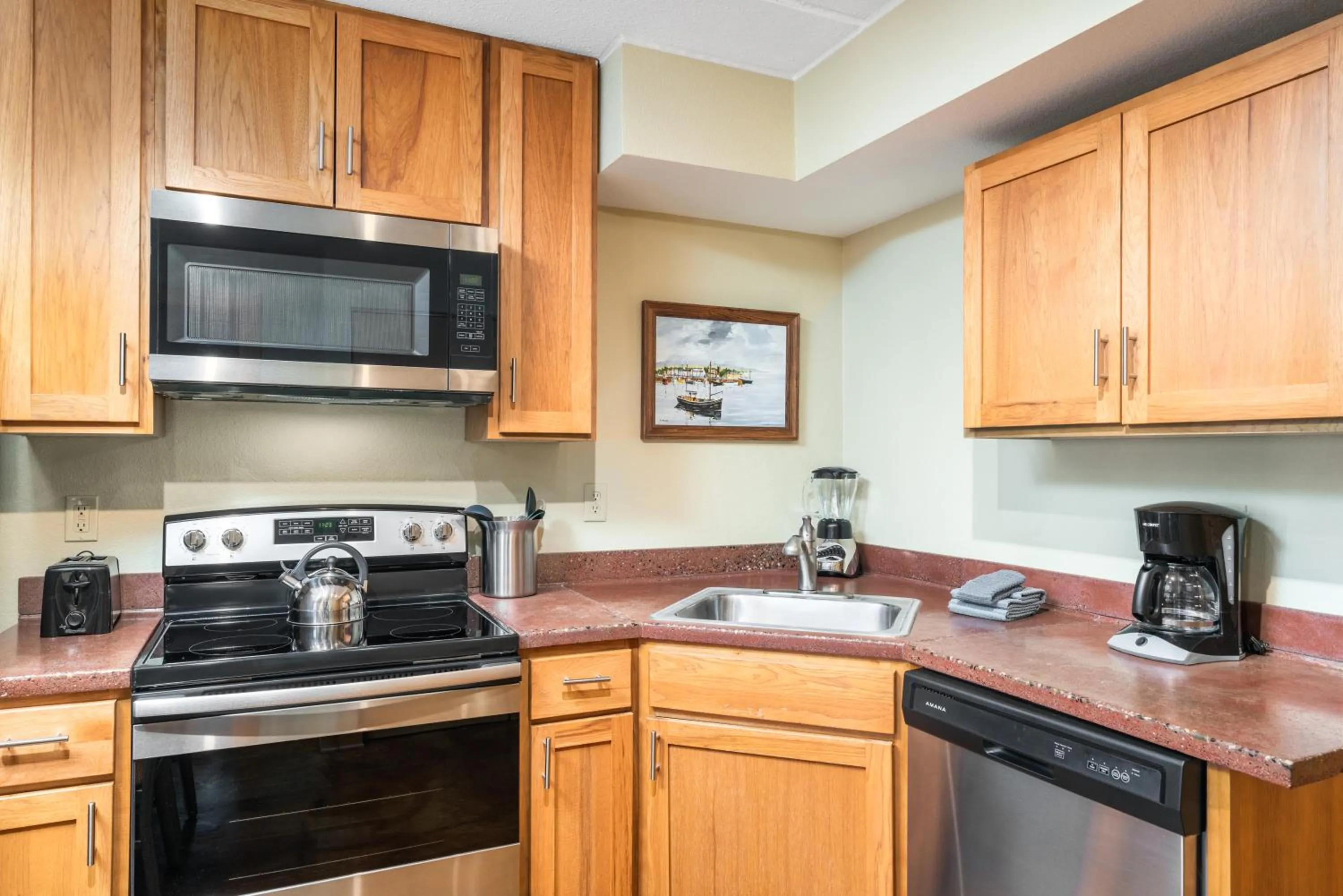 kitchen in East Bay Suites