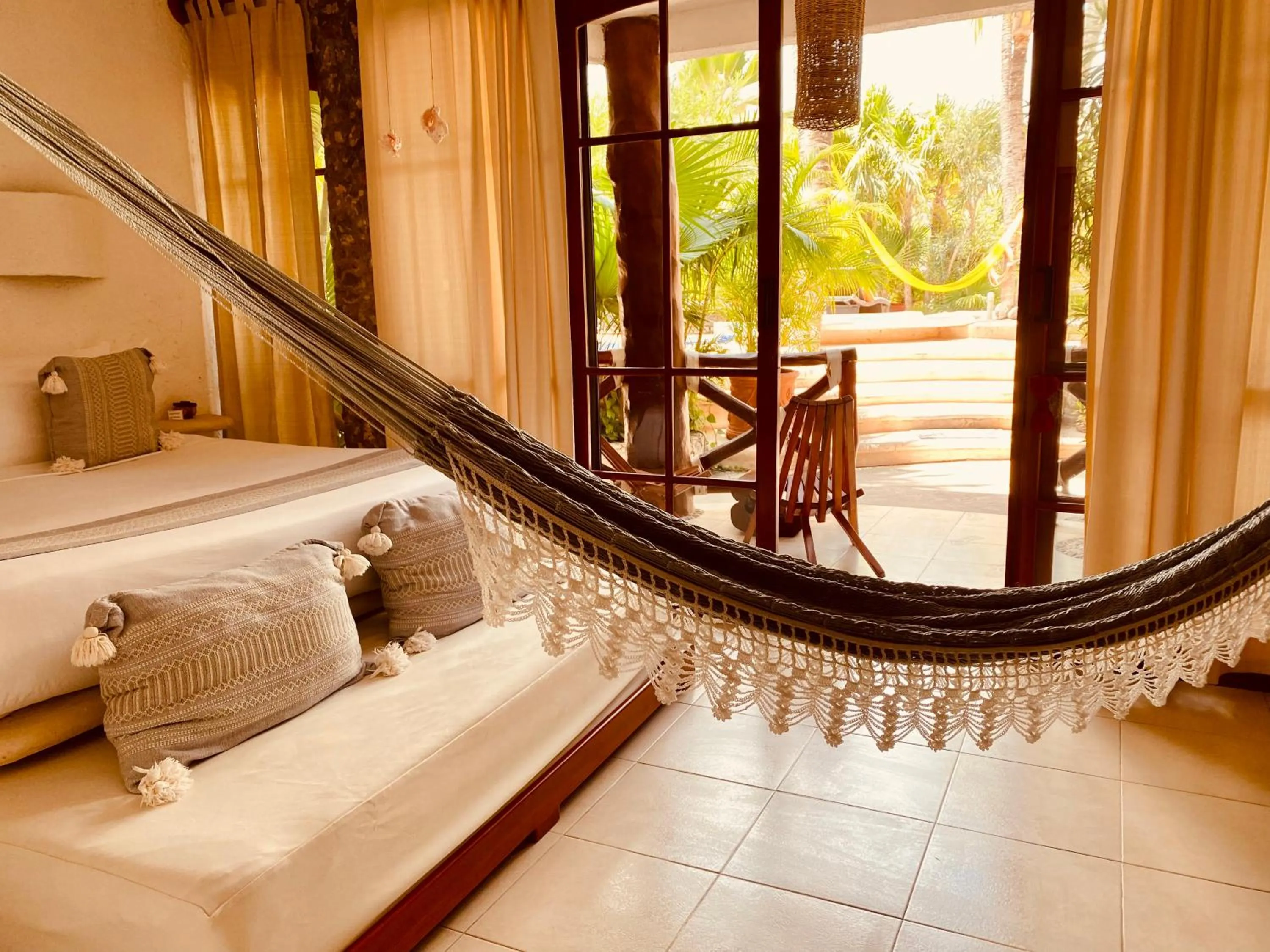 Photo of the whole room in Hotel Para Ti - Adults Only