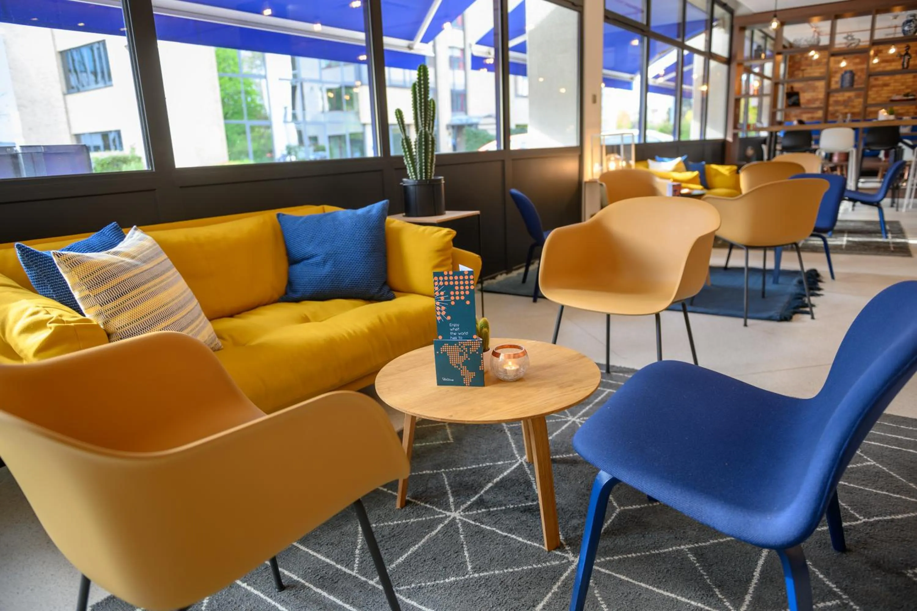 Lounge or bar in Tulip Inn Antwerpen