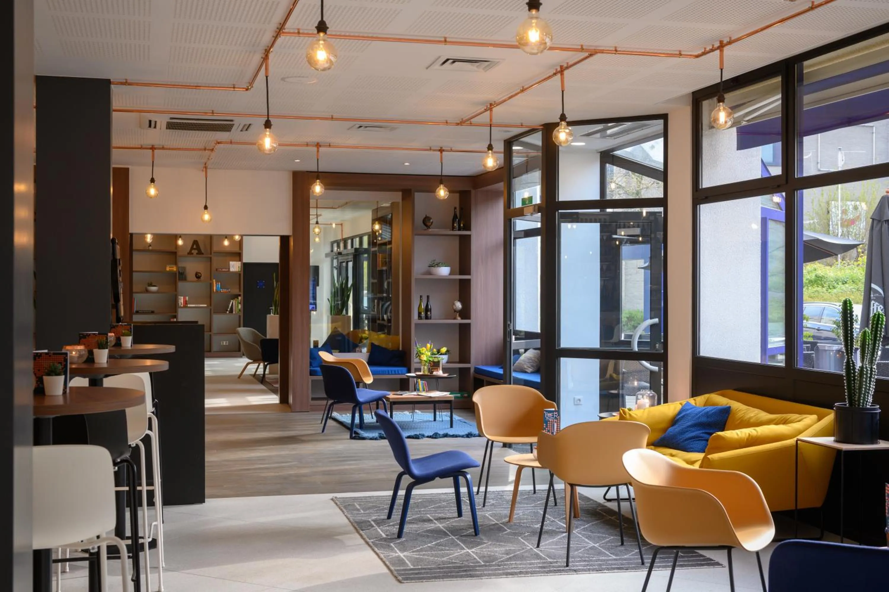 Lounge or bar in Tulip Inn Antwerpen