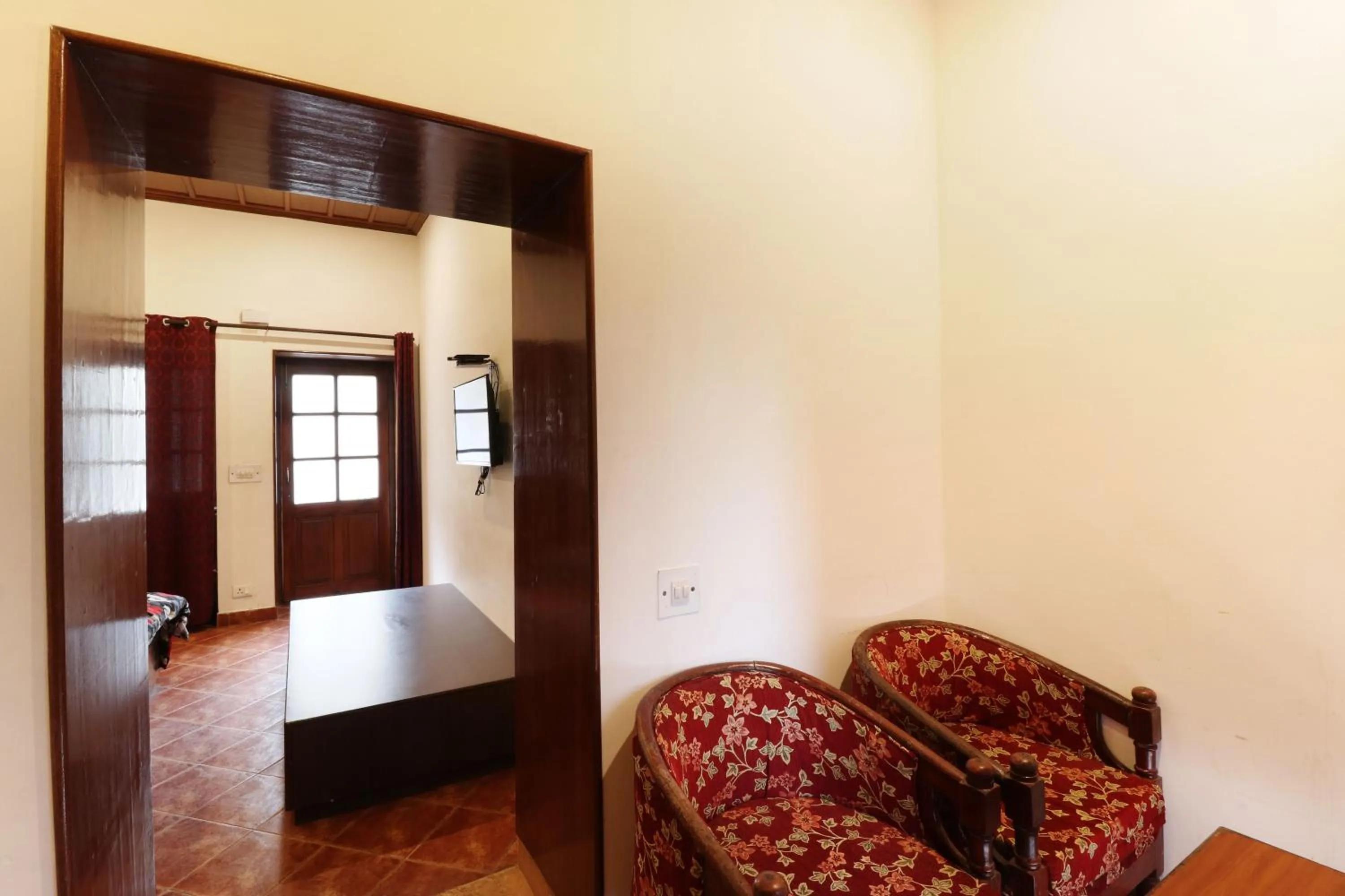 Bed in Hotel Himalayan Club