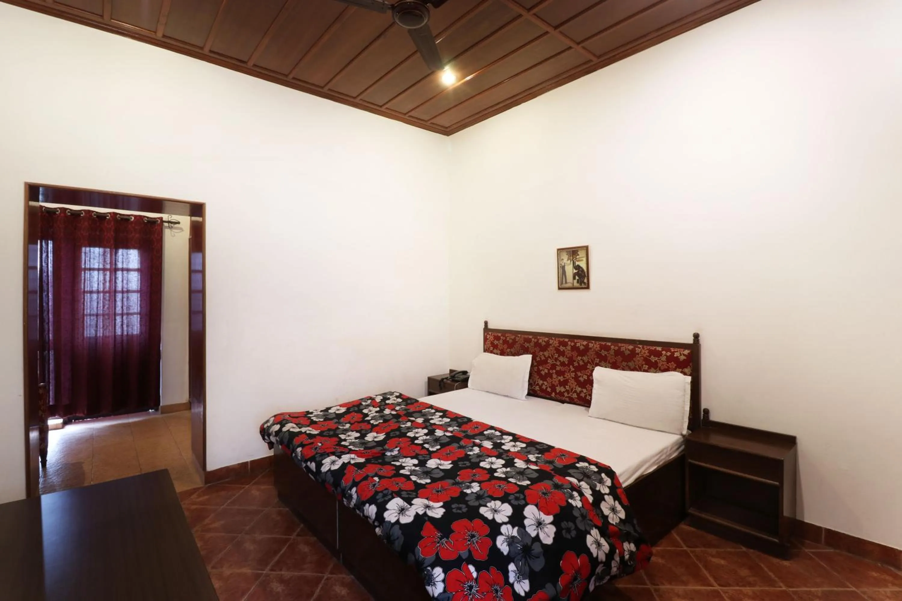 Bed in Hotel Himalayan Club