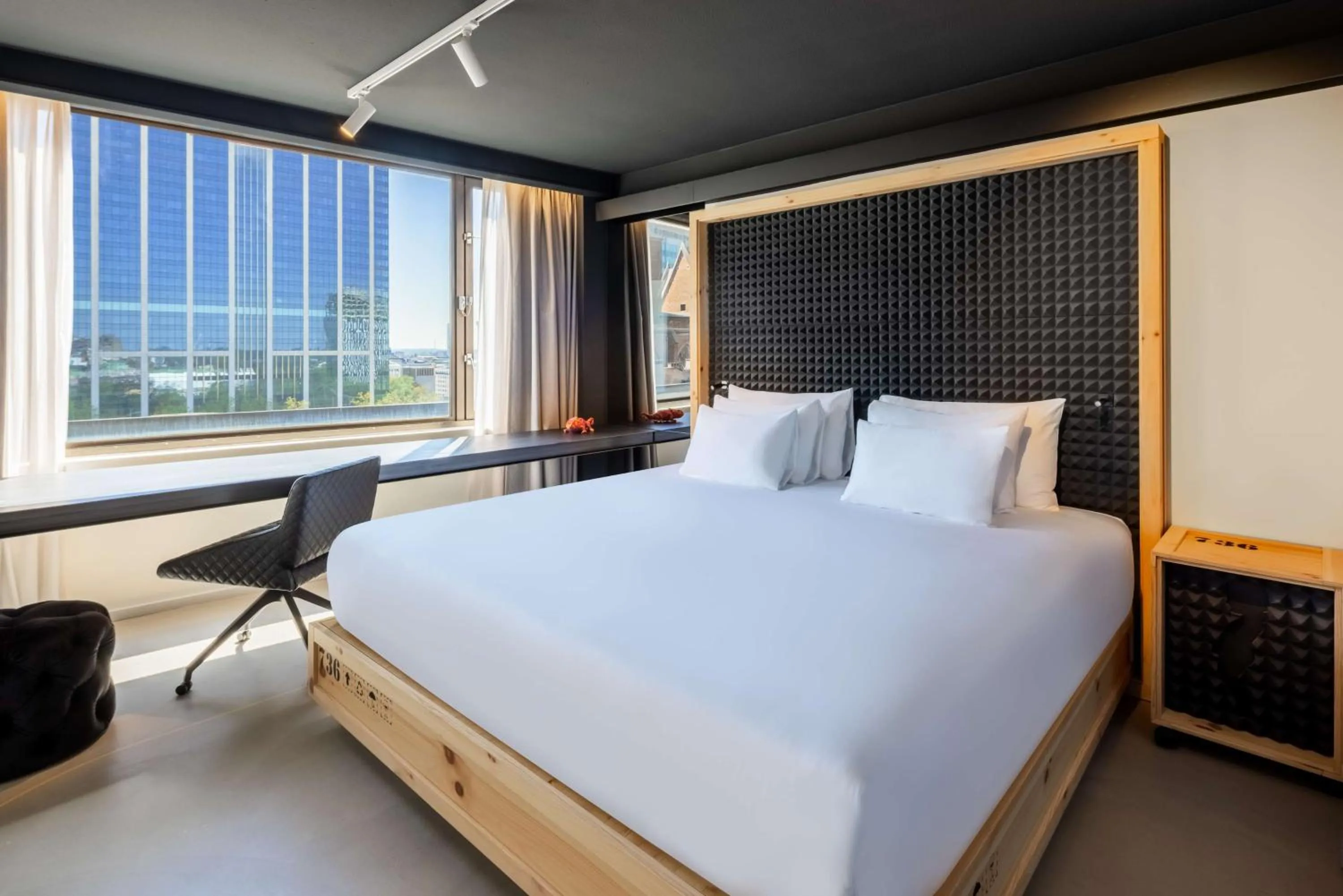 Bedroom, Bed in nhow Brussels Bloom