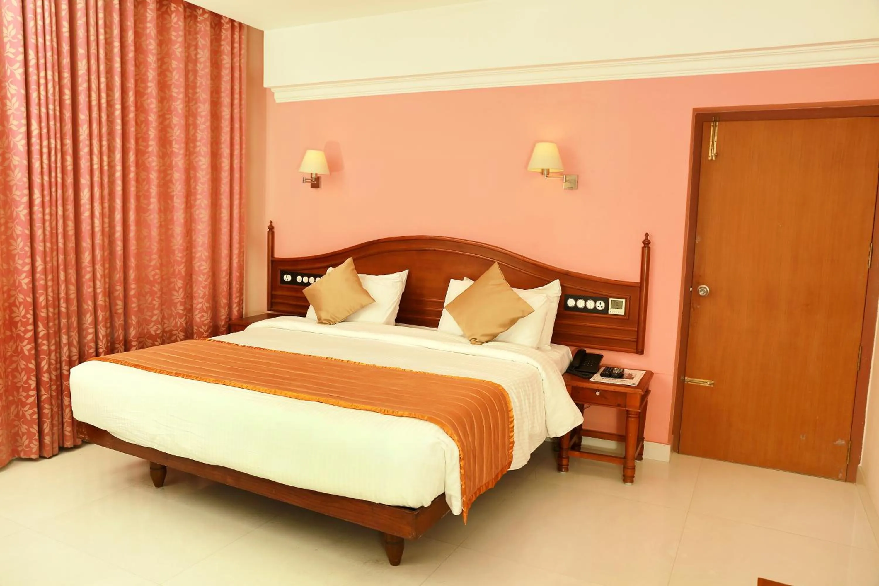 Bed in KTDC Grand Chaithram