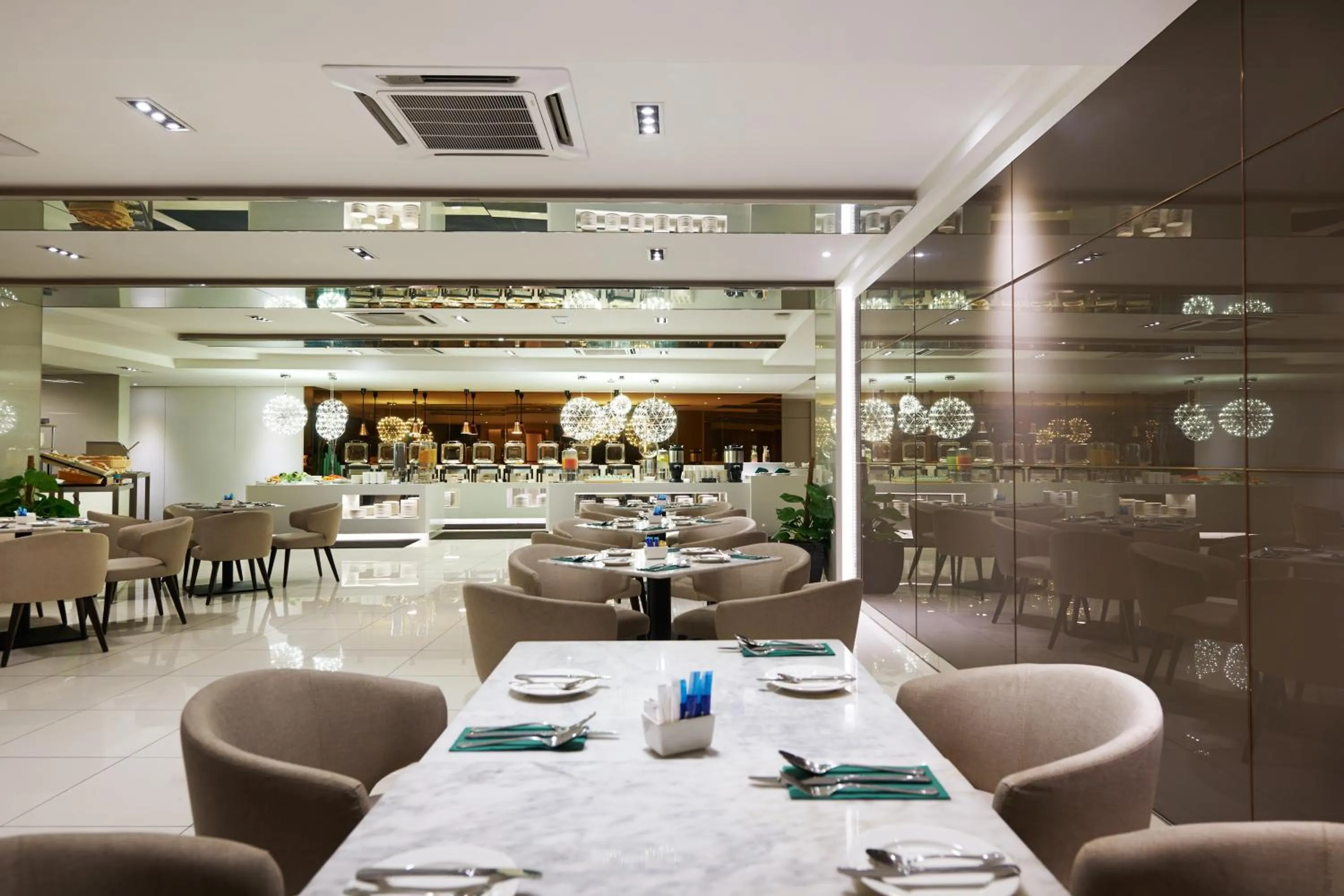 Dining area in Cosmo Hotel Kuala Lumpur