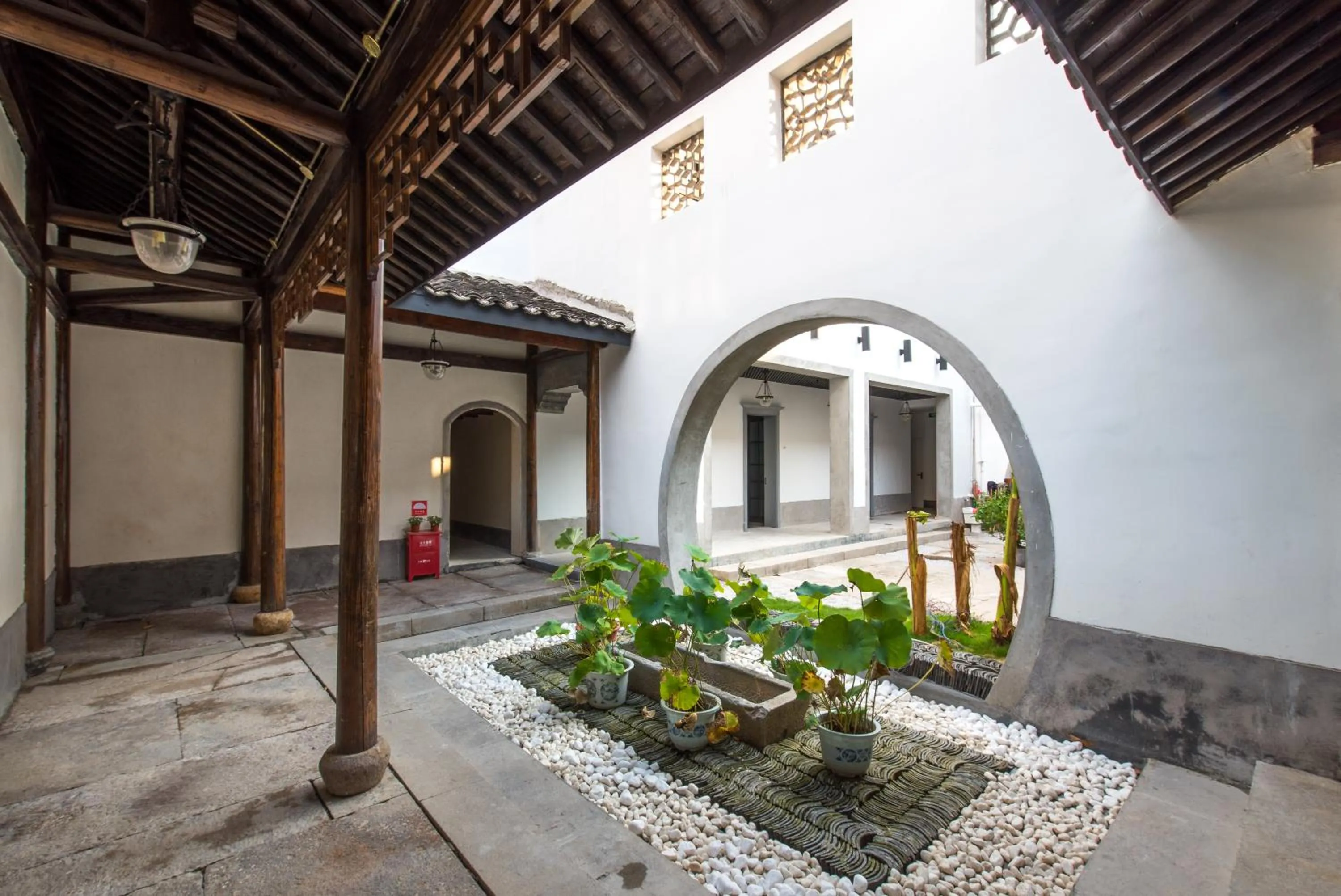 View (from property/room) in Youxiake Canal Hotel Hangzhou