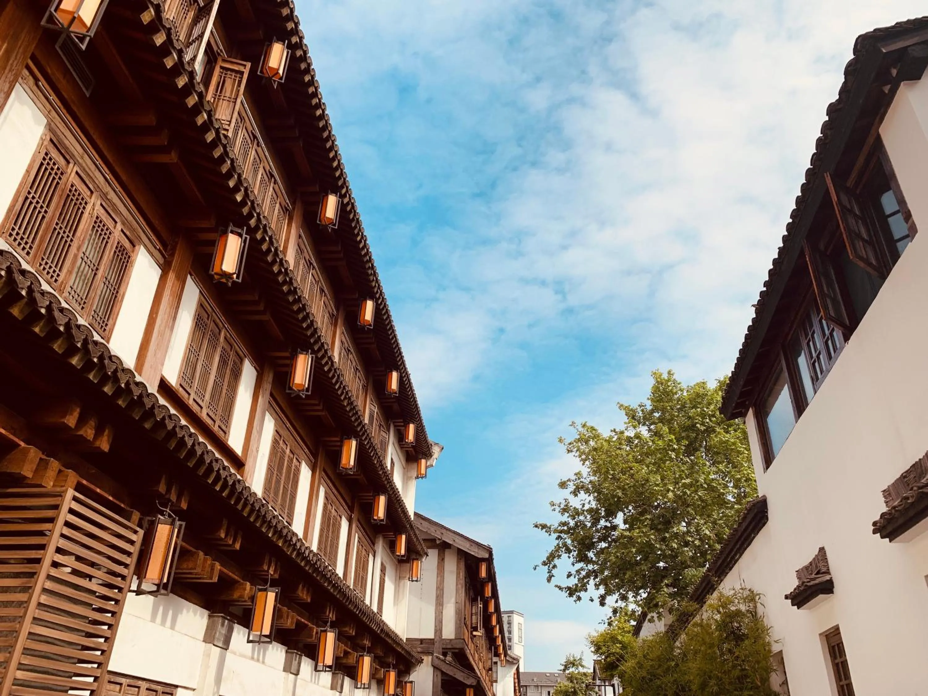 Property building in Youxiake Canal Hotel Hangzhou