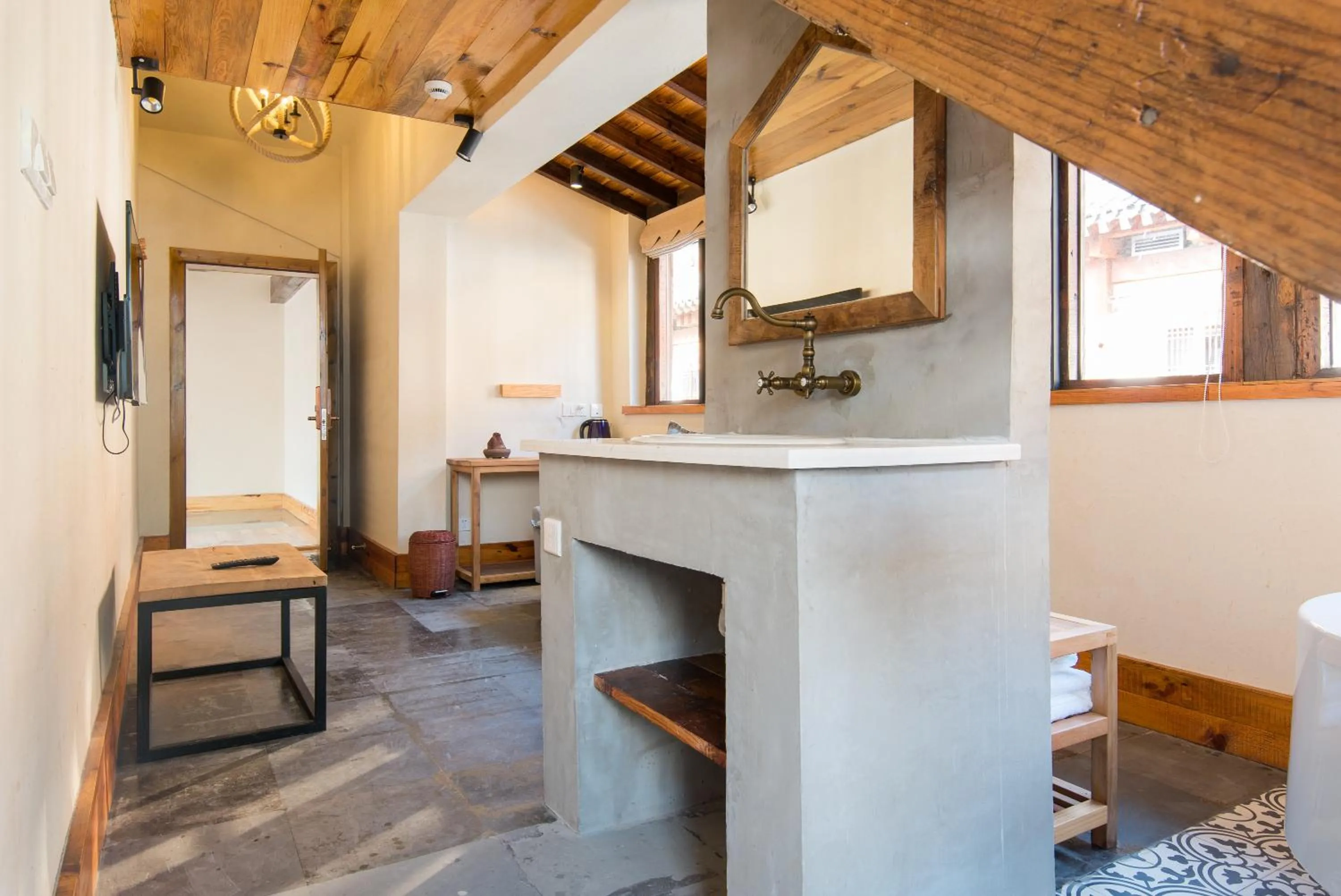 Living room in Youxiake Canal Hotel Hangzhou