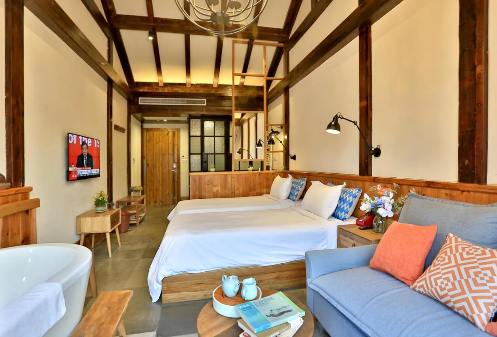 Bed in Youxiake Canal Hotel Hangzhou