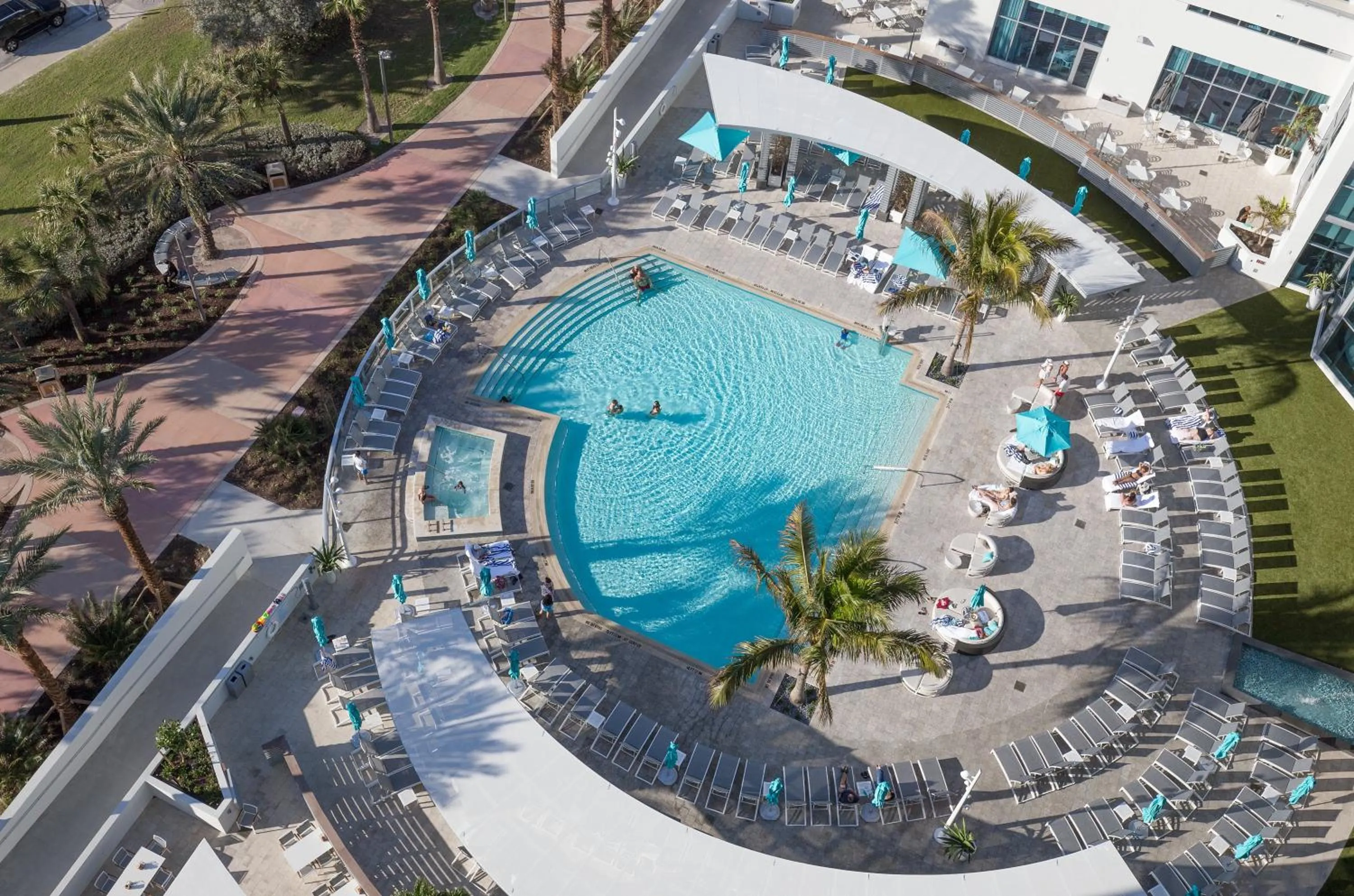 Swimming pool in Club Wyndham Clearwater Beach Resort