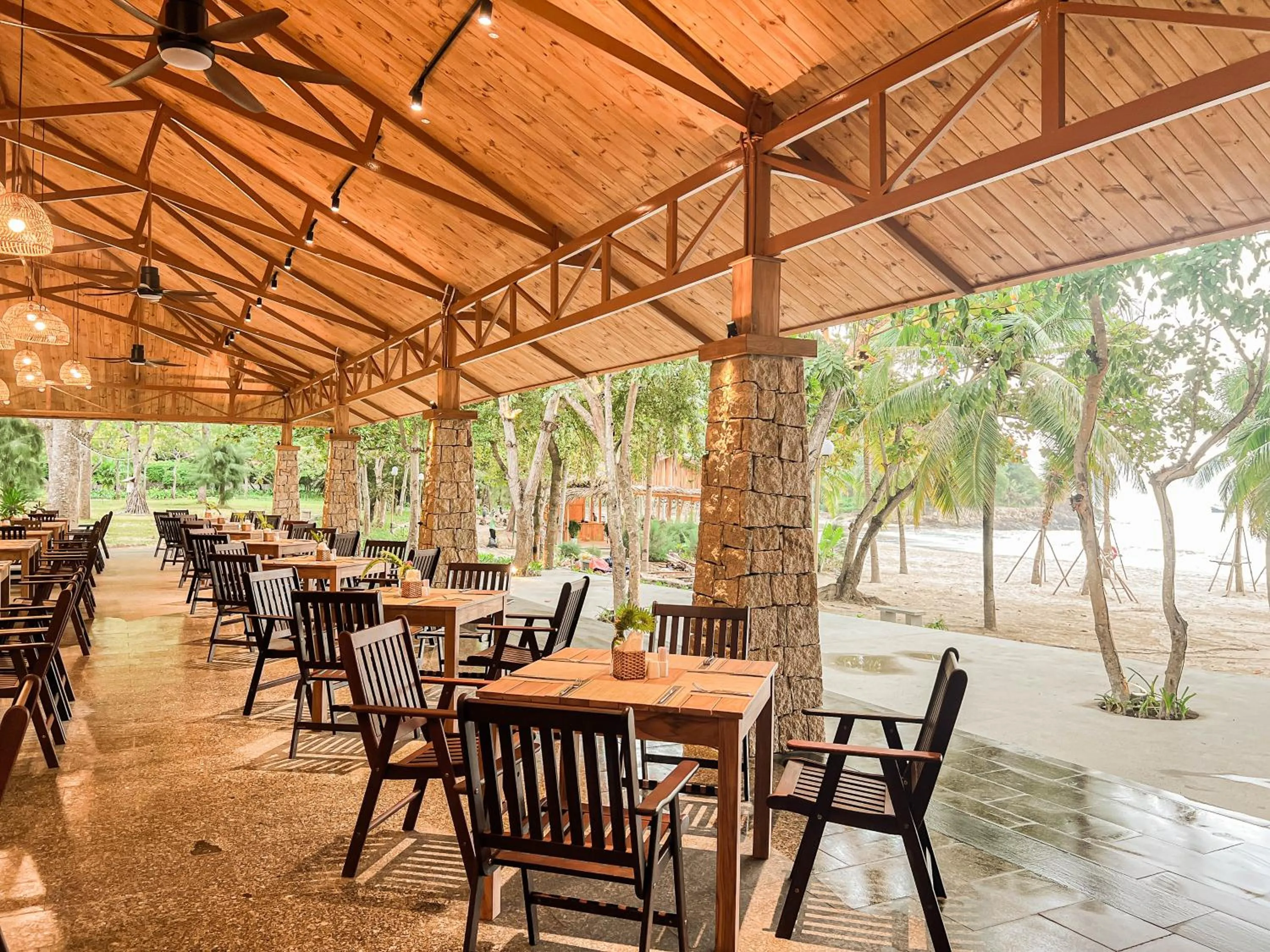 Restaurant/places to eat in CostaBella Resort Nha Trang