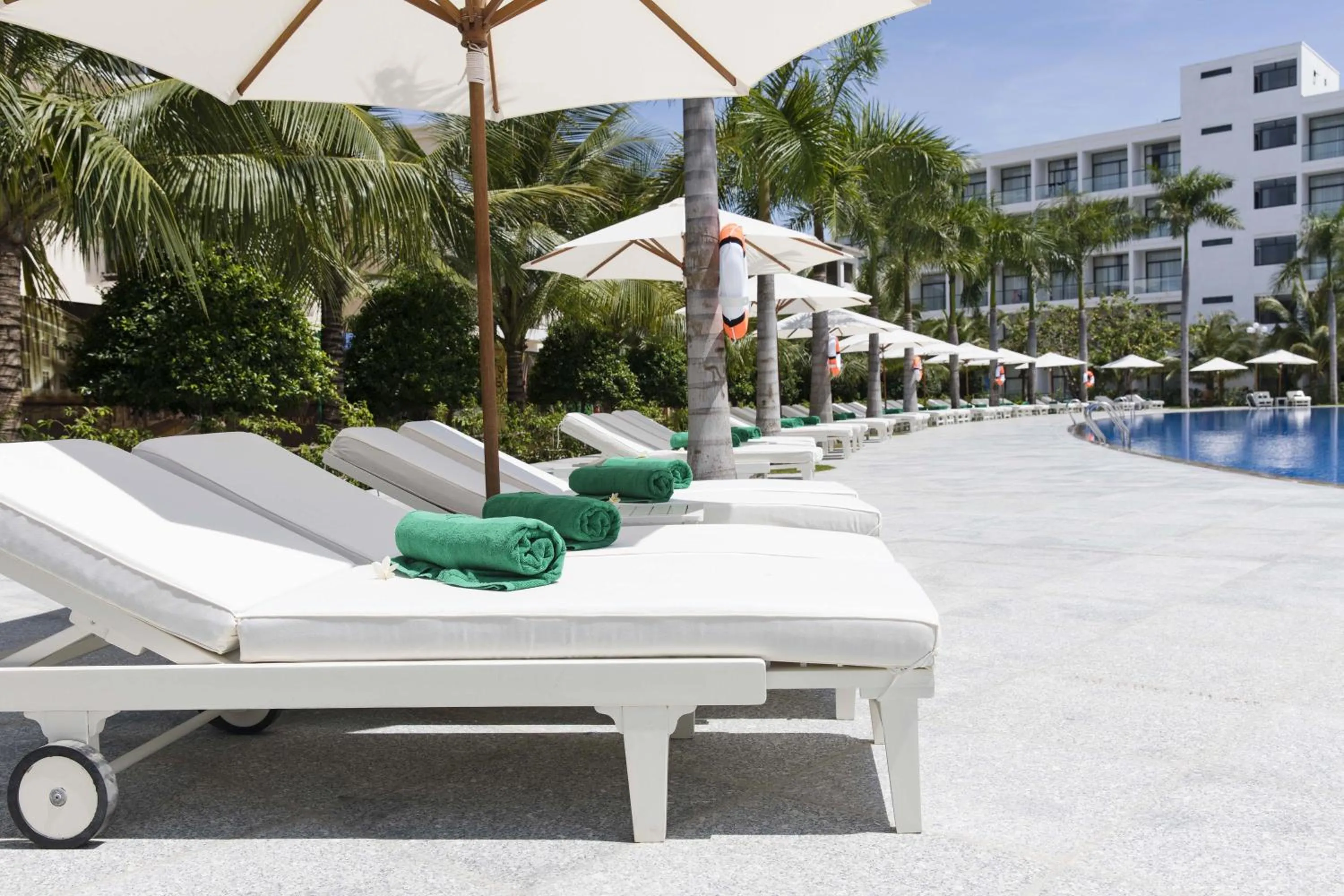 Pool view in Diamond Bay Condotel Resort Nha Trang