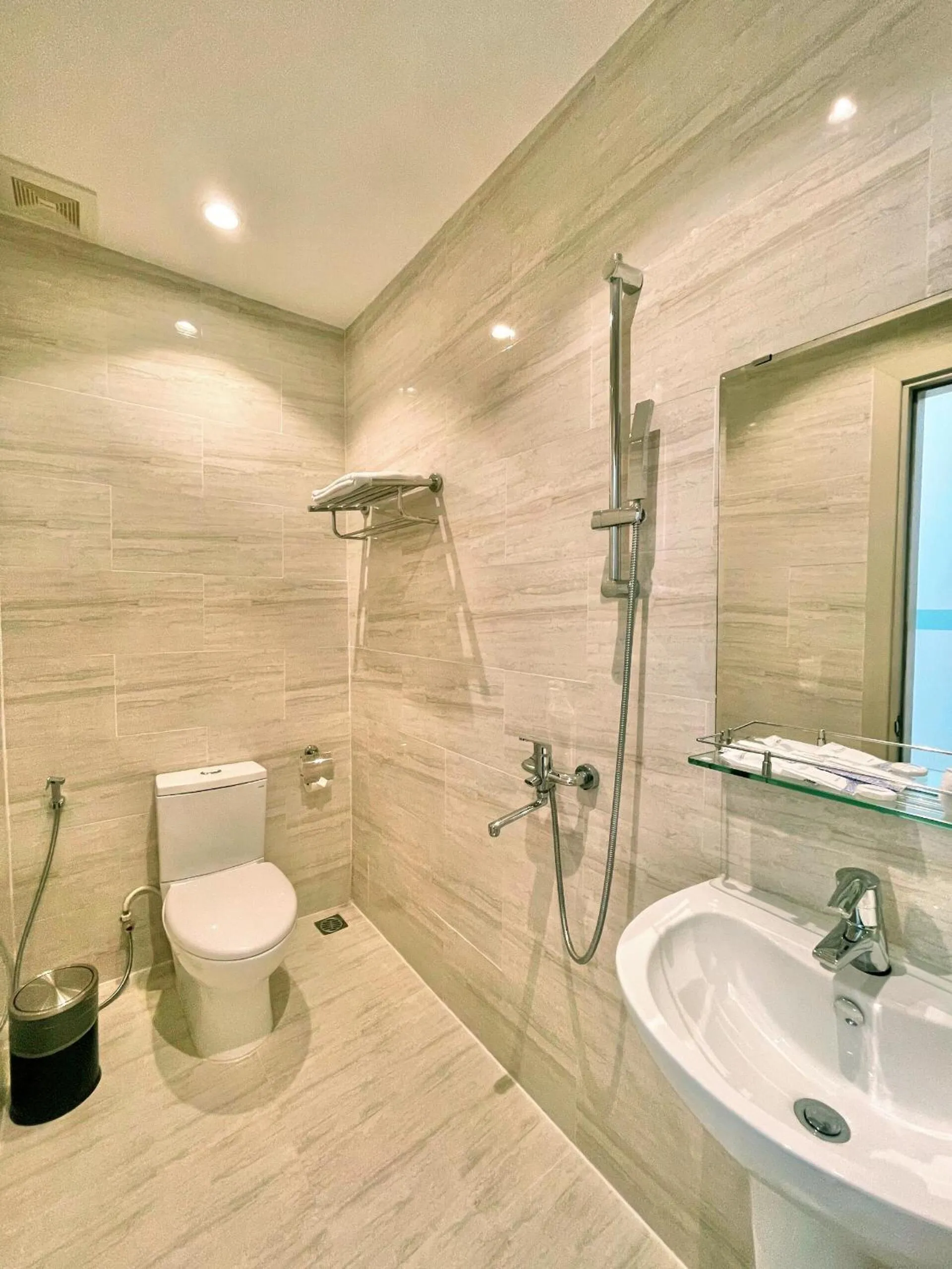 Shower in Diamond Bay Condotel Resort Nha Trang