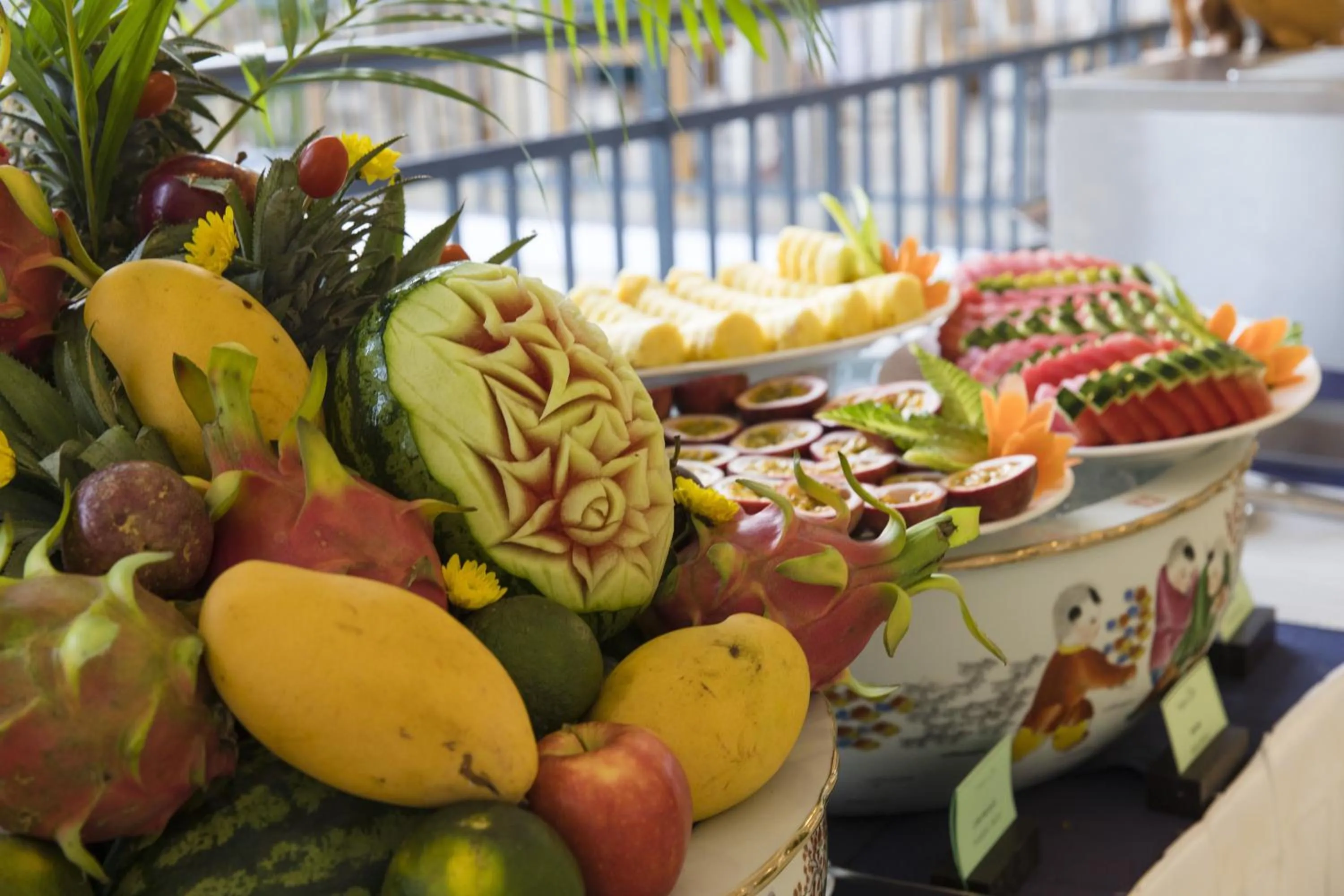 Food and drinks in Diamond Bay Condotel Resort Nha Trang