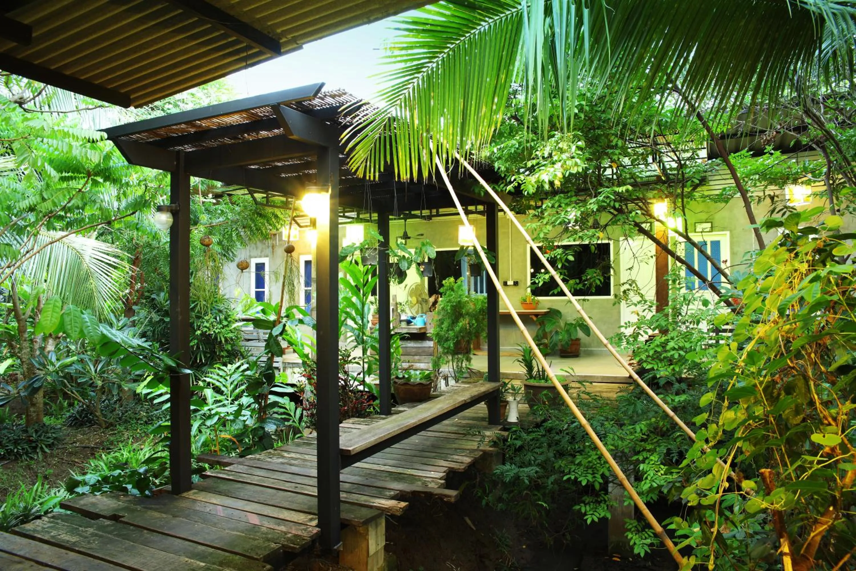 Text overlay in Hatthatara Resort