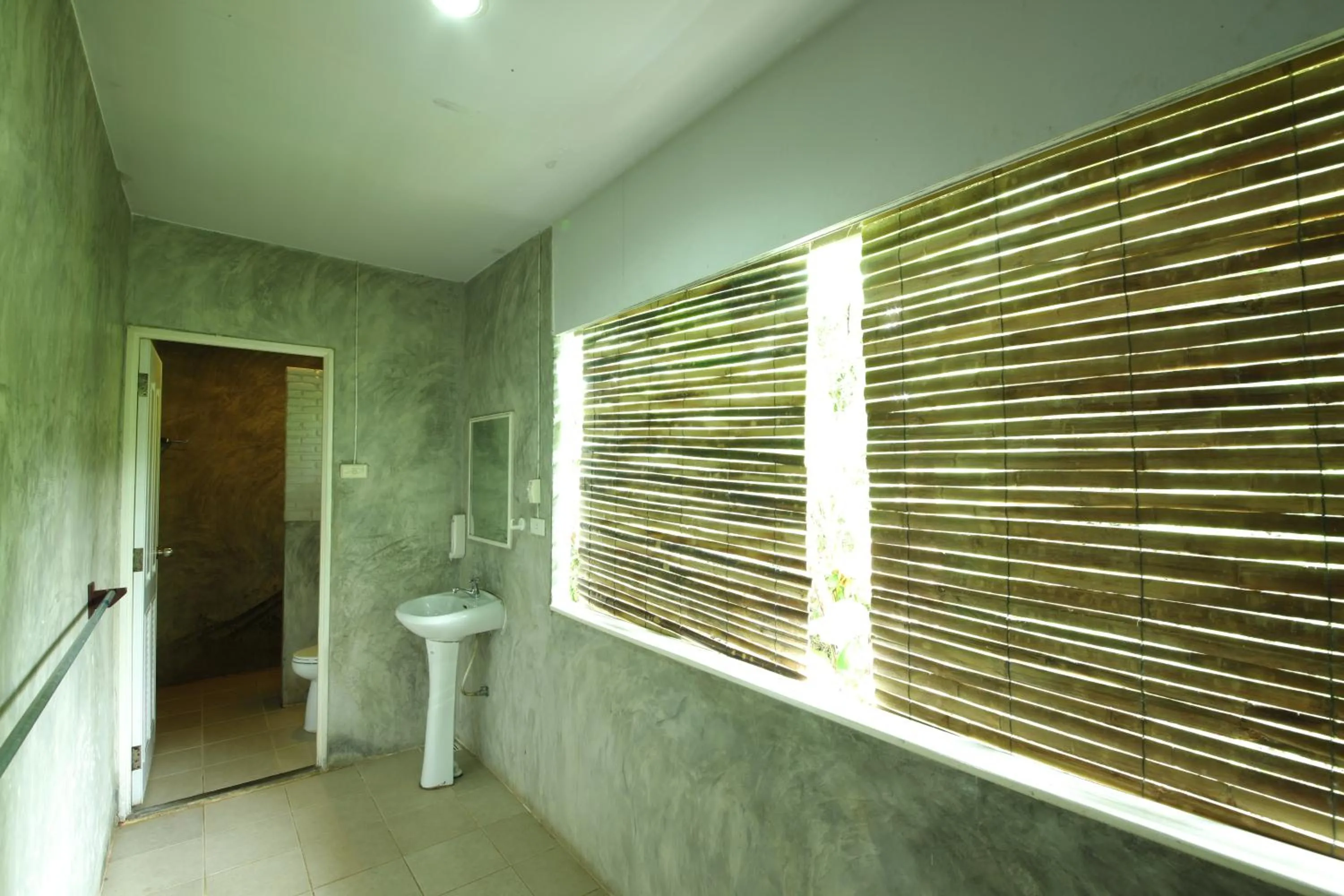 Bathroom in Hatthatara Resort