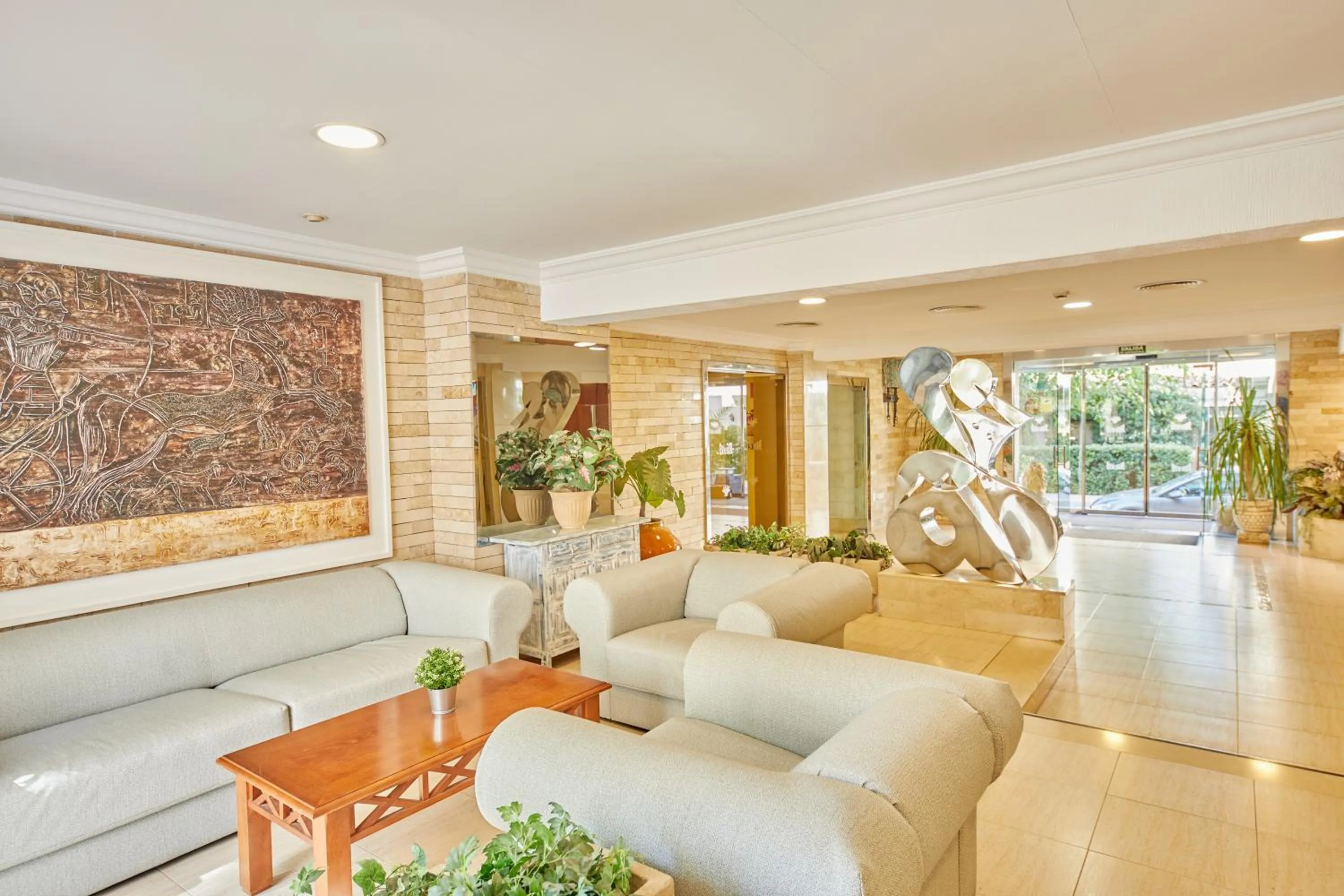 Lounge or bar in Apartamentos Ben-Hur