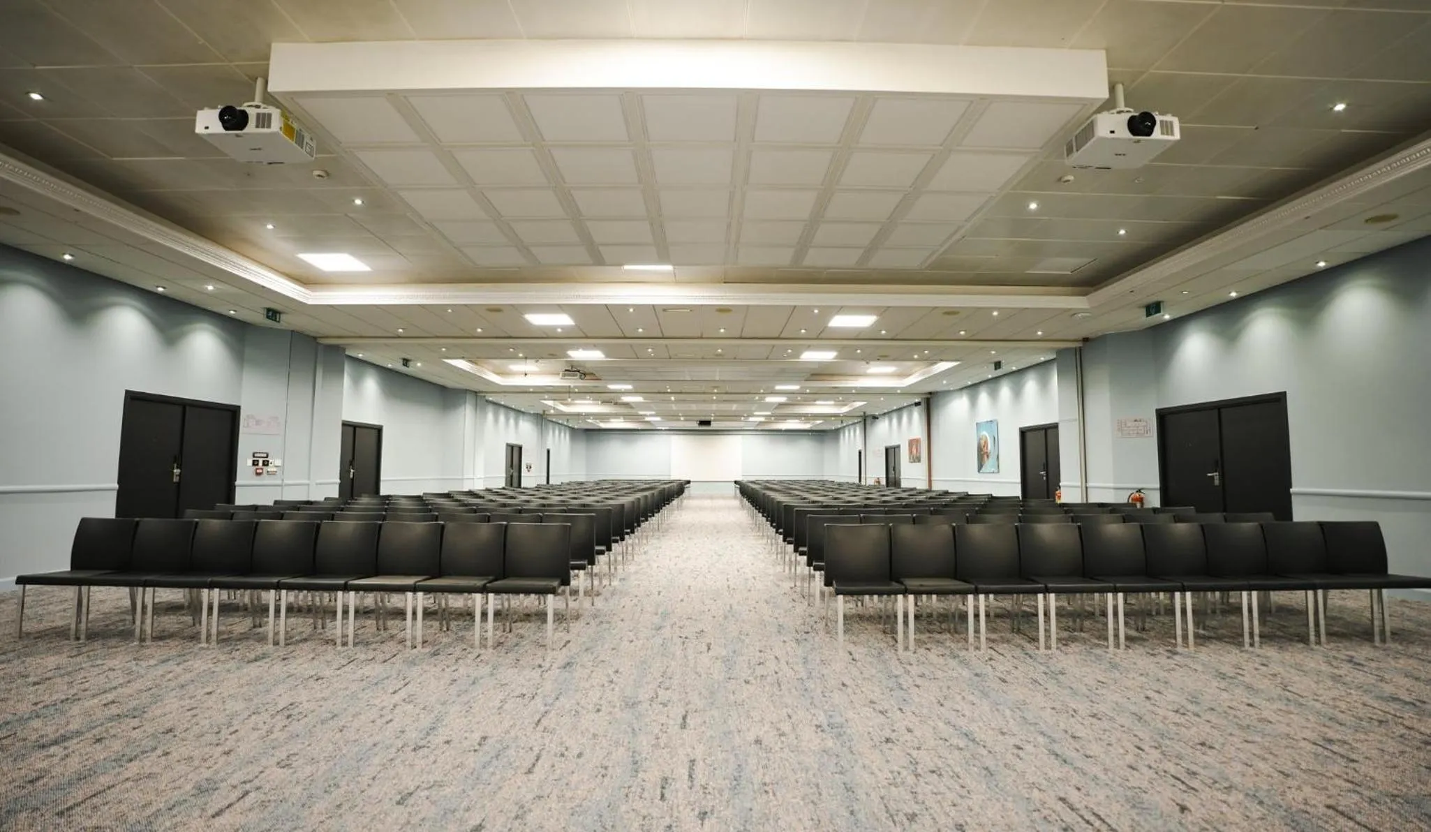 Meeting/conference room in Crowne Plaza Antwerpen by IHG