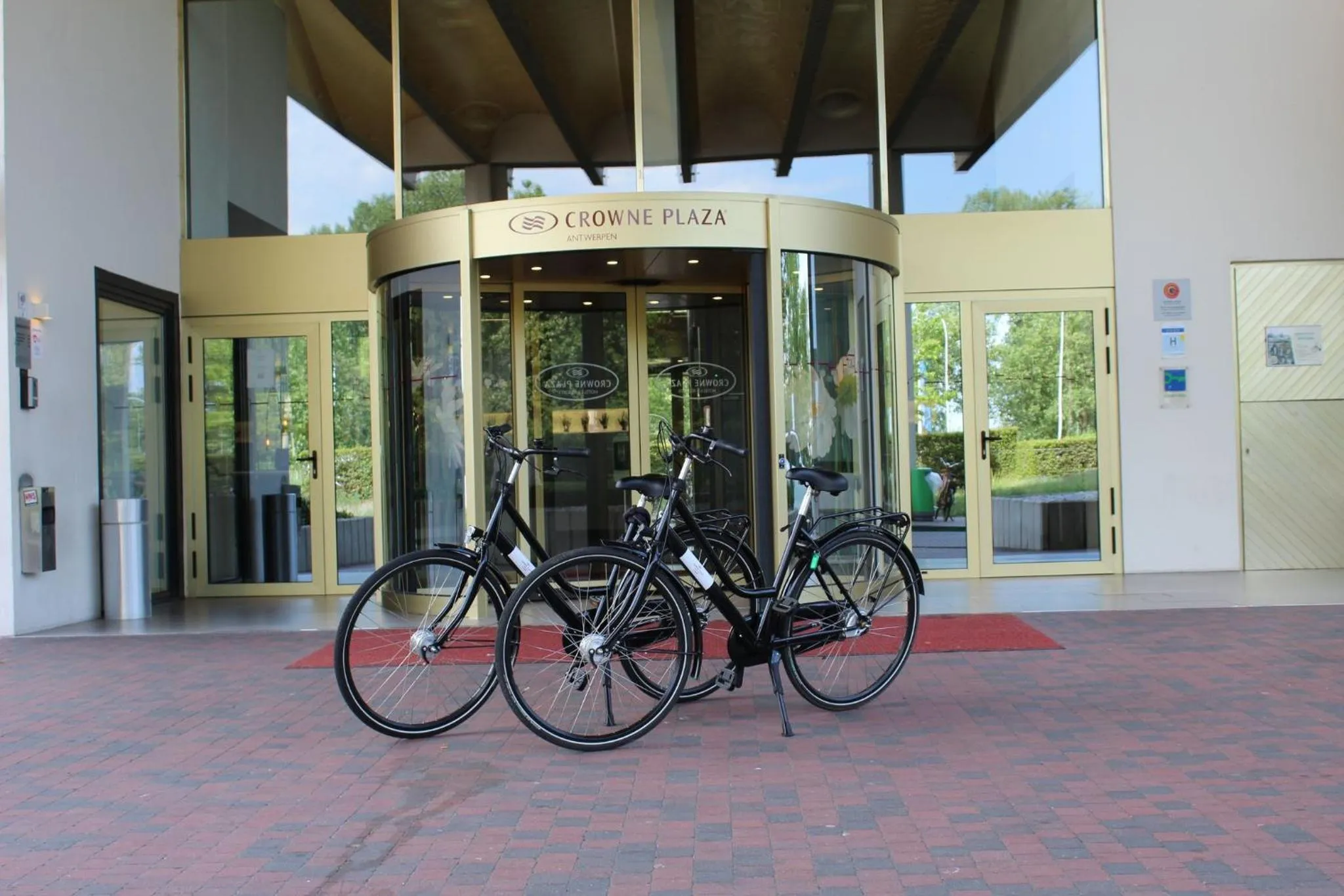 Property building in Crowne Plaza Antwerpen by IHG