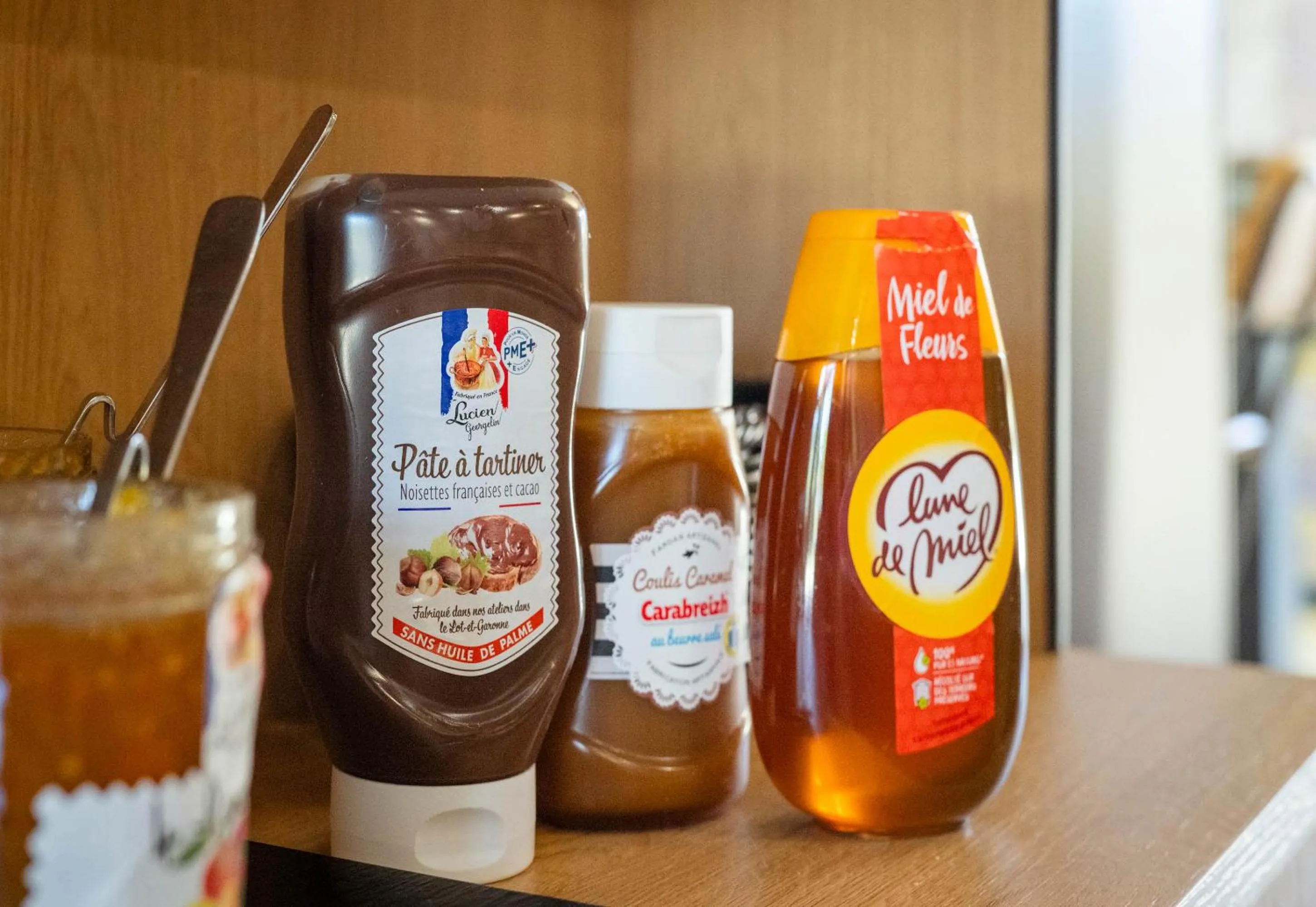 Continental breakfast in B&B HOTEL Avignon 1