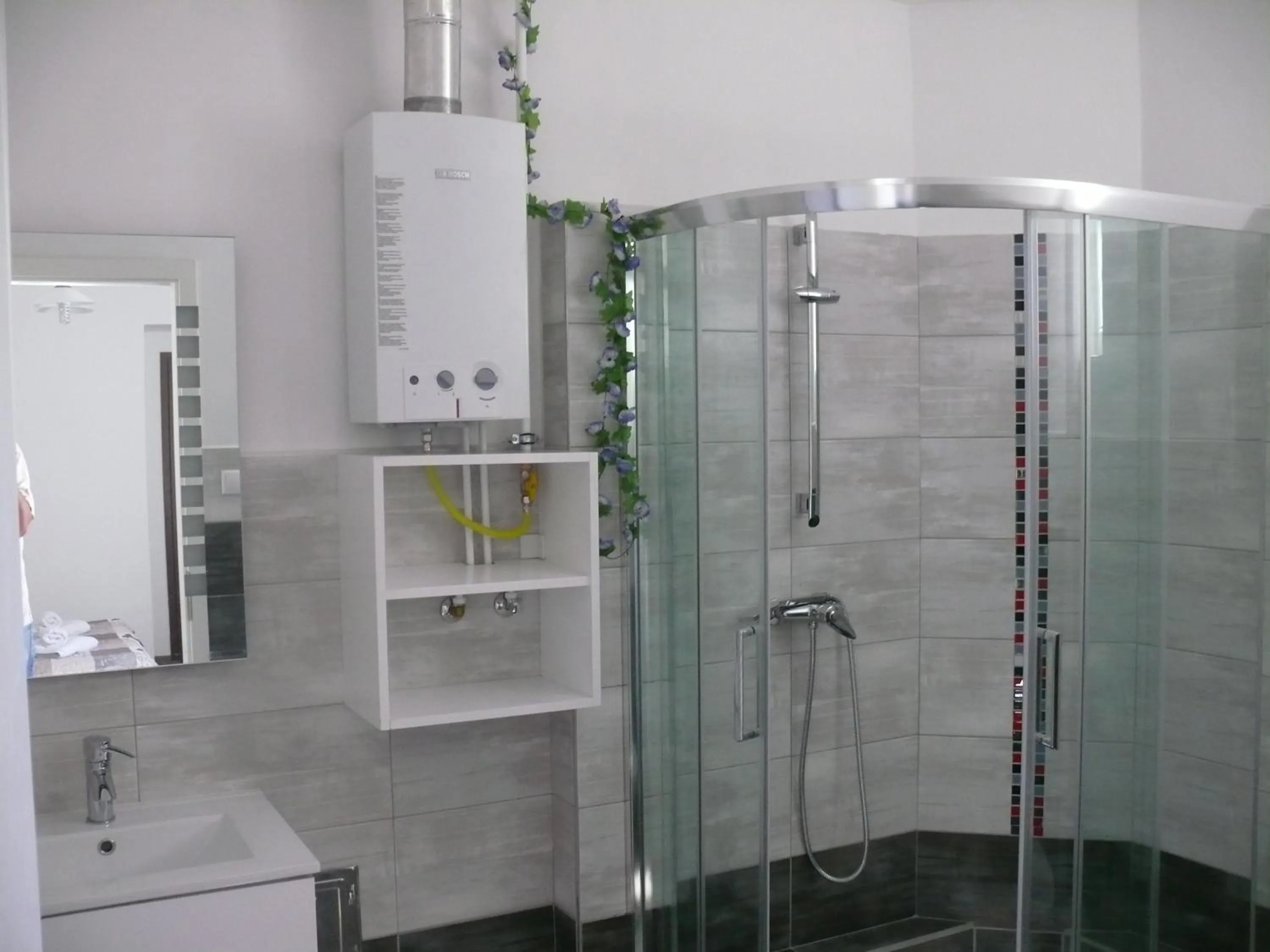 Diamond Astoria Apartments