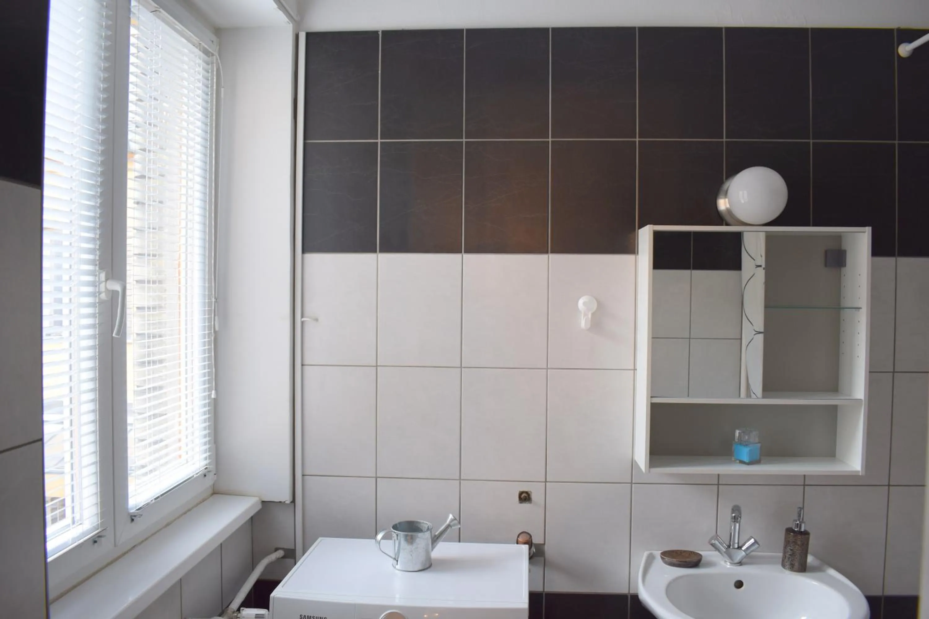 Diamond Astoria Apartments